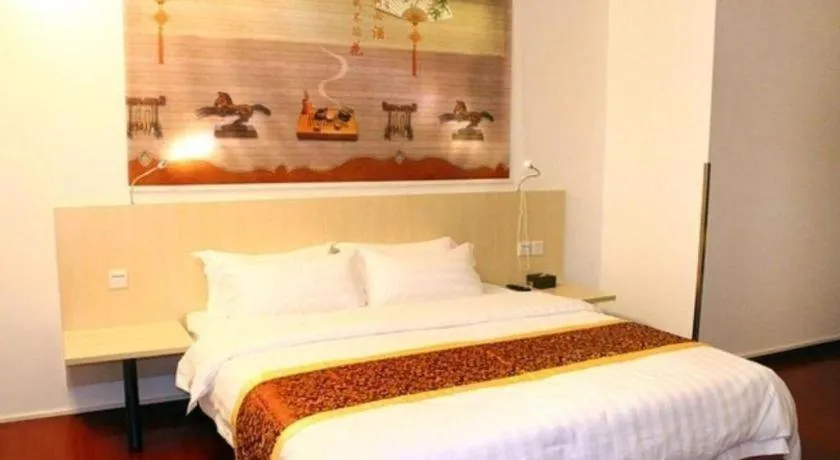 Bed in Guangzhou Hailian Hotel - Haizhu District Binjiang East Road Metro Station