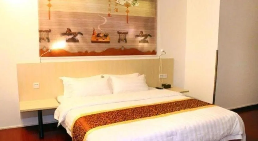 Bed in Guangzhou Hailian Hotel - Haizhu District Binjiang East Road Metro Station