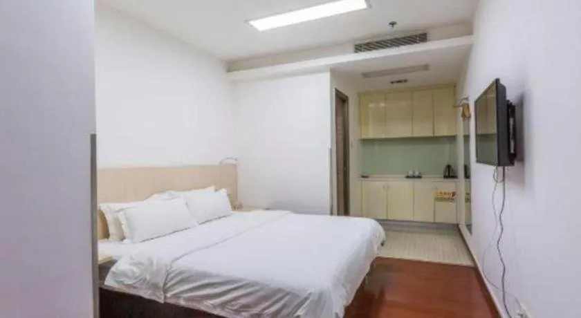 Bed in Guangzhou Hailian Hotel - Haizhu District Binjiang East Road Metro Station