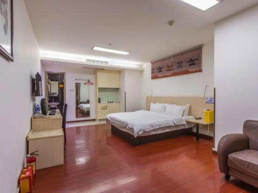 Bed in Guangzhou Hailian Hotel - Haizhu District Binjiang East Road Metro Station