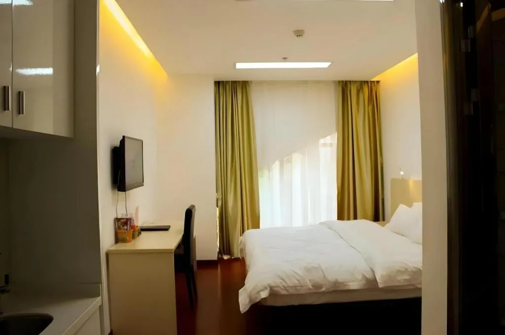 Bed in Guangzhou Hailian Hotel - Haizhu District Binjiang East Road Metro Station