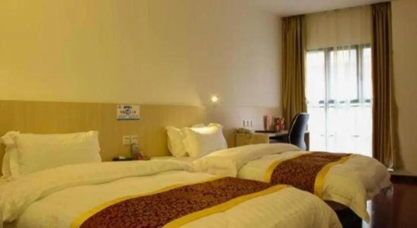 Bed in Guangzhou Hailian Hotel - Haizhu District Binjiang East Road Metro Station