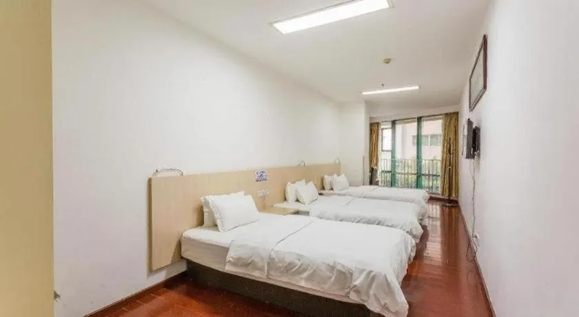 Bed in Guangzhou Hailian Hotel - Haizhu District Binjiang East Road Metro Station