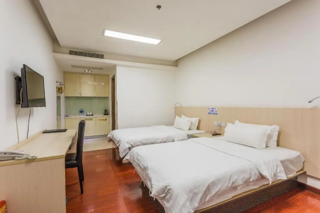 Bed in Guangzhou Hailian Hotel - Haizhu District Binjiang East Road Metro Station