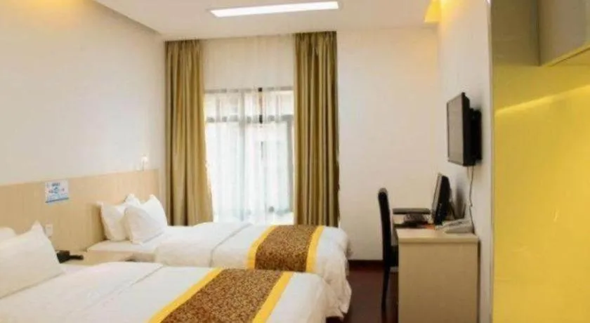 Bed in Guangzhou Hailian Hotel - Haizhu District Binjiang East Road Metro Station