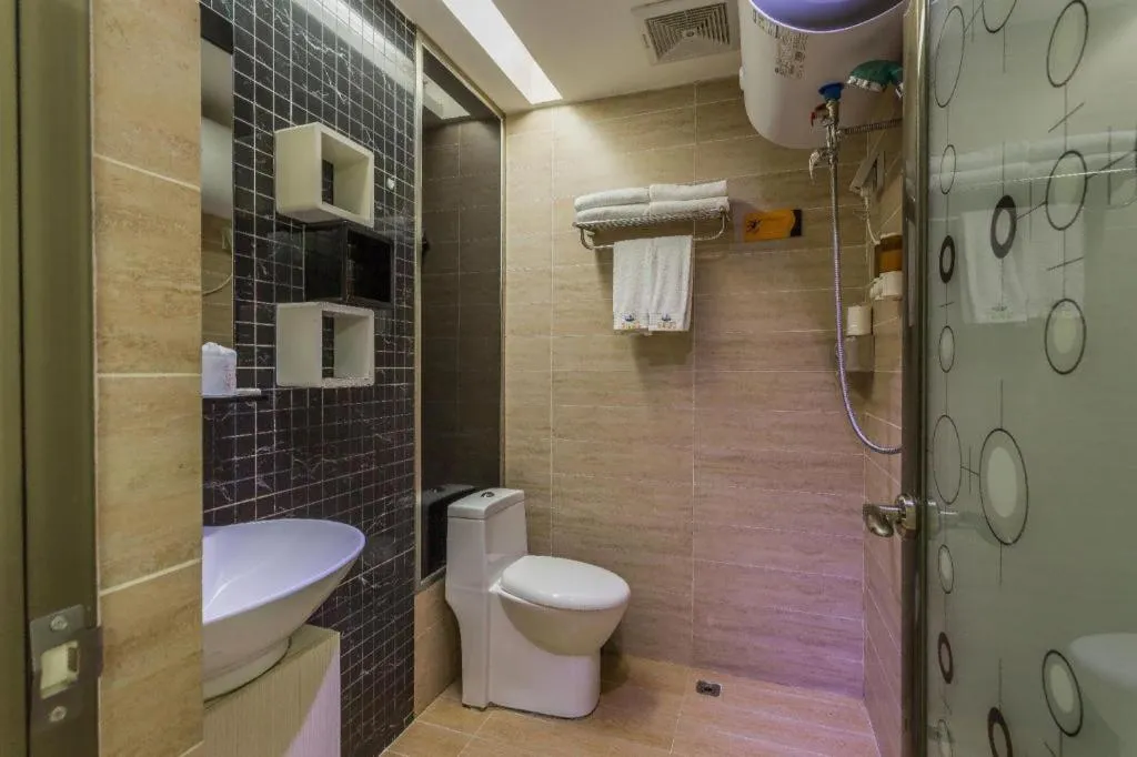 Guangzhou Hailian Hotel - Haizhu District Binjiang East Road Metro Station