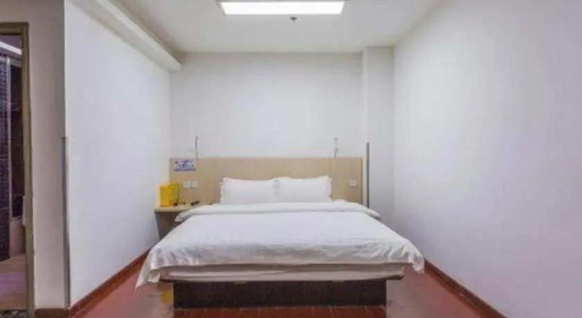Bed in Guangzhou Hailian Hotel - Haizhu District Binjiang East Road Metro Station