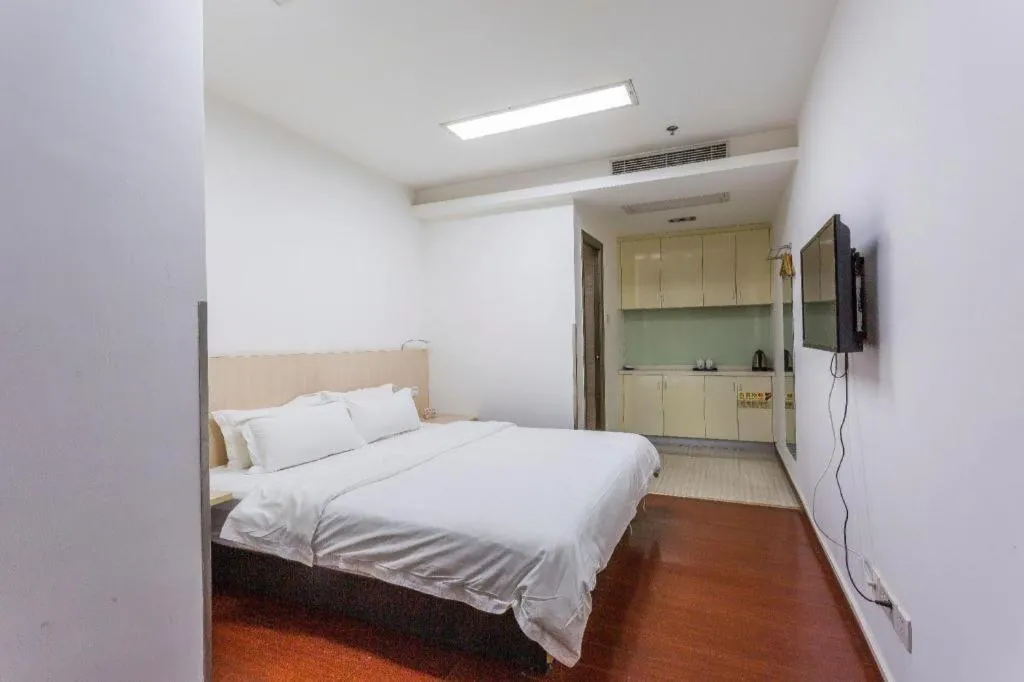 Bed in Guangzhou Hailian Hotel - Haizhu District Binjiang East Road Metro Station