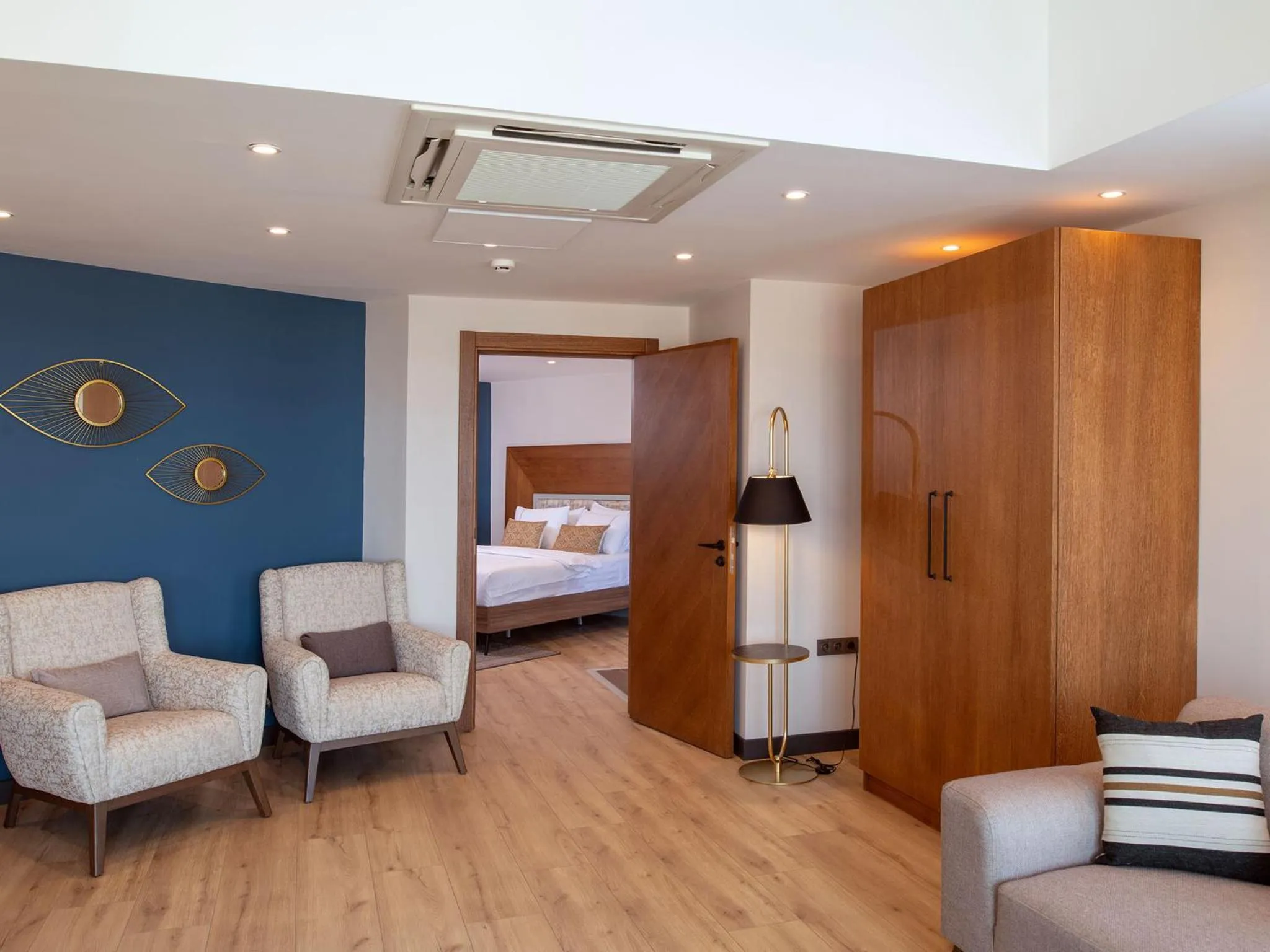 Photo of the whole room, Bed in Maison Vourla Hotel