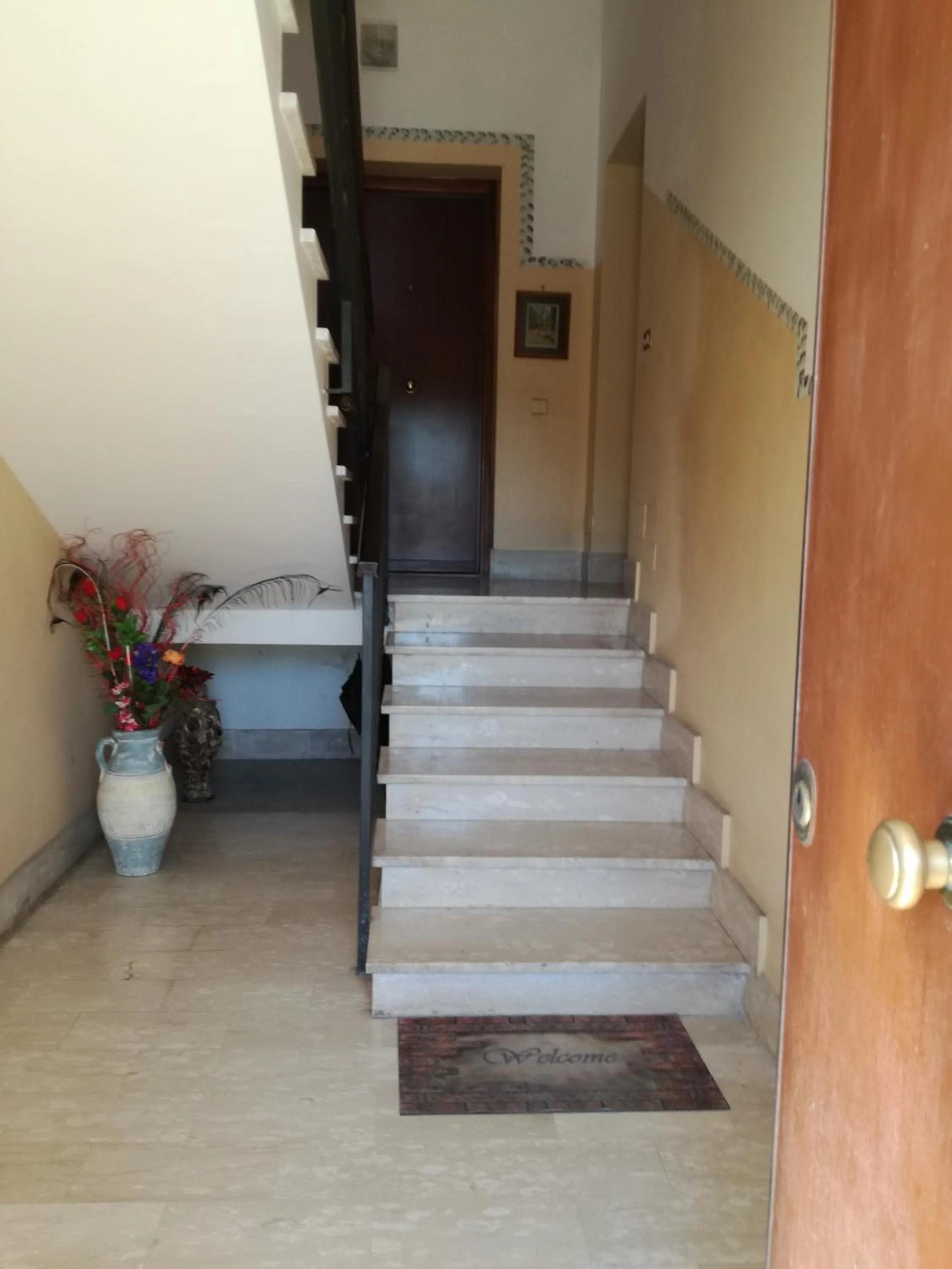 Facade/entrance in Bb Smallville