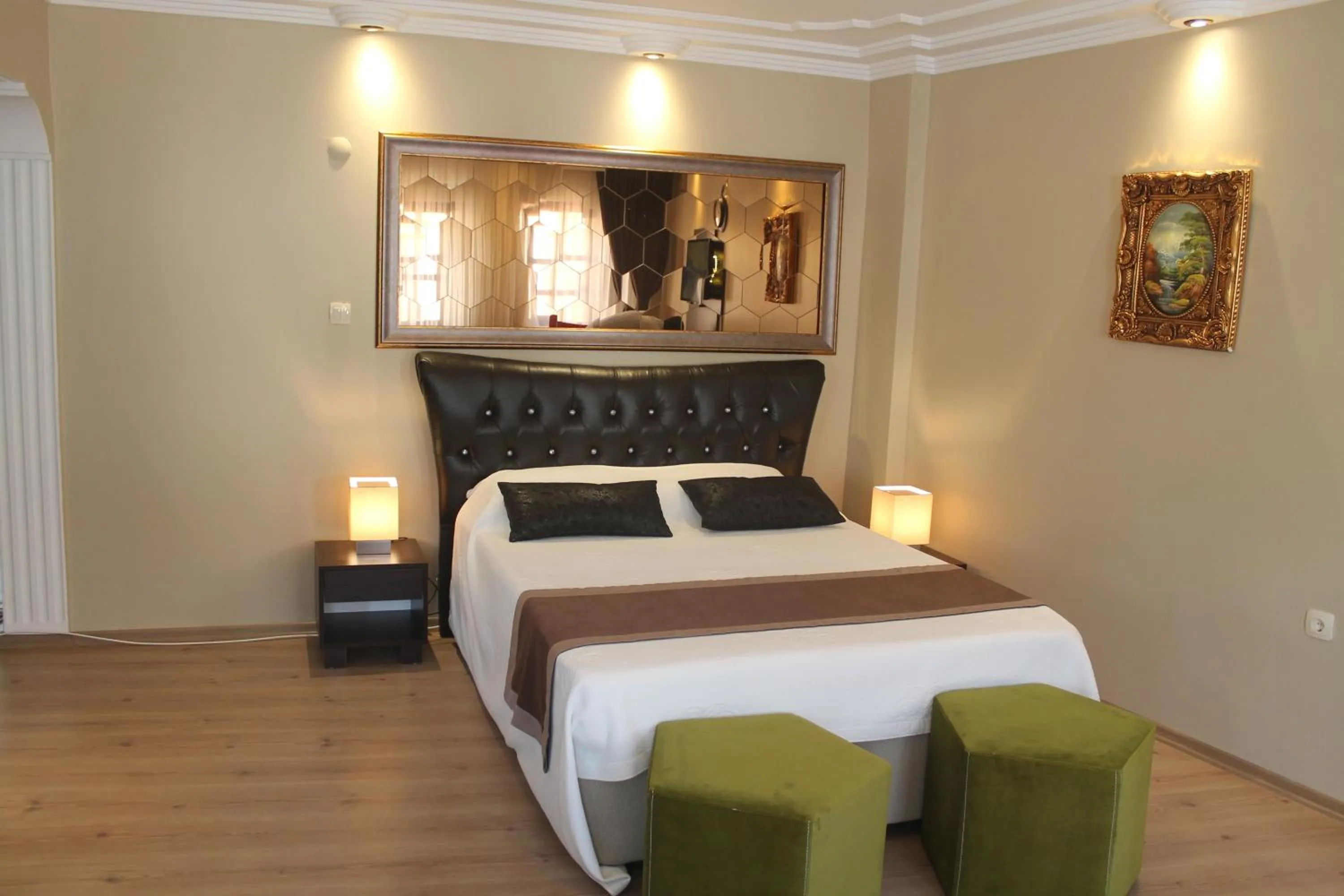 Bed in Lena Central Flats