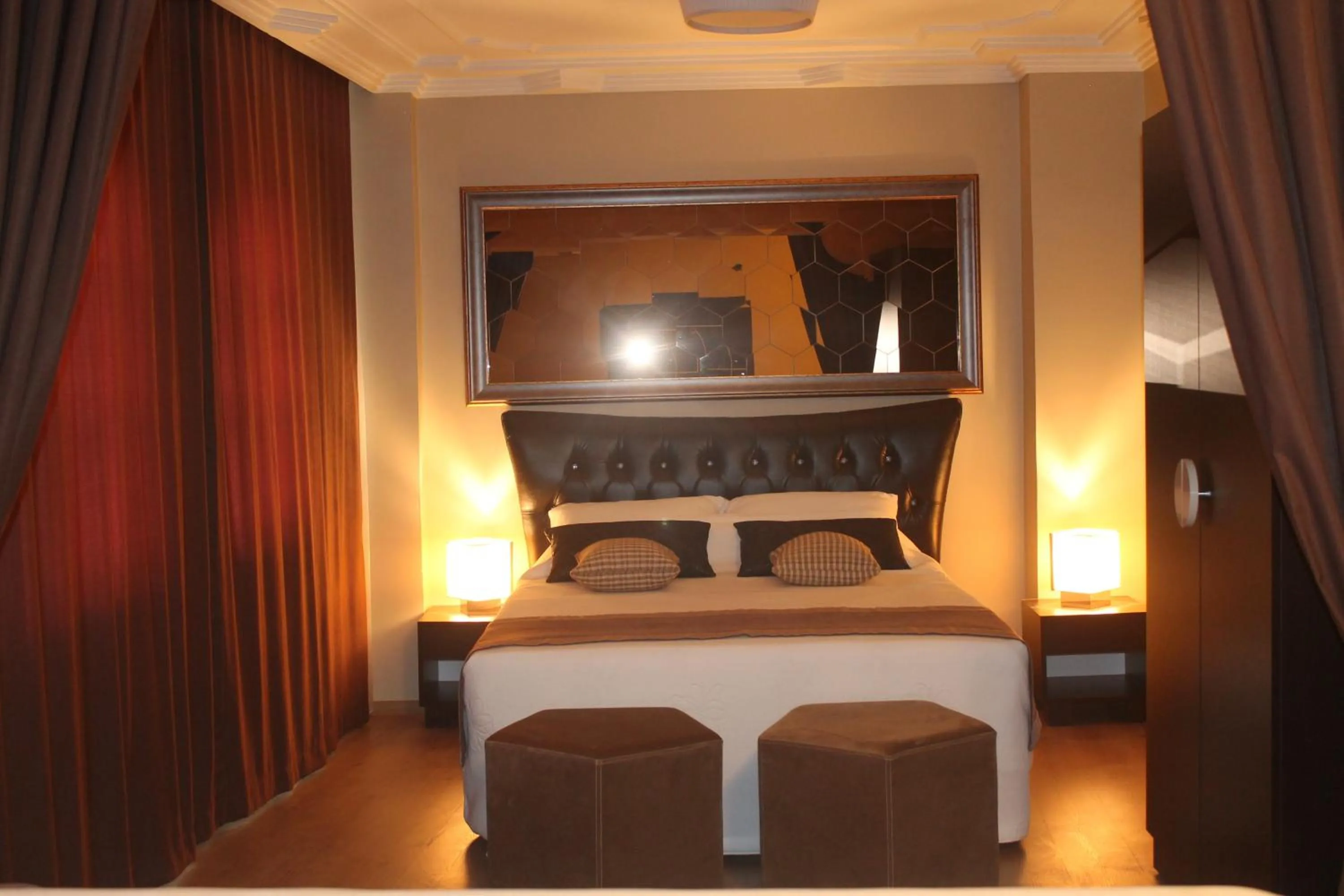 Bed in Lena Central Flats