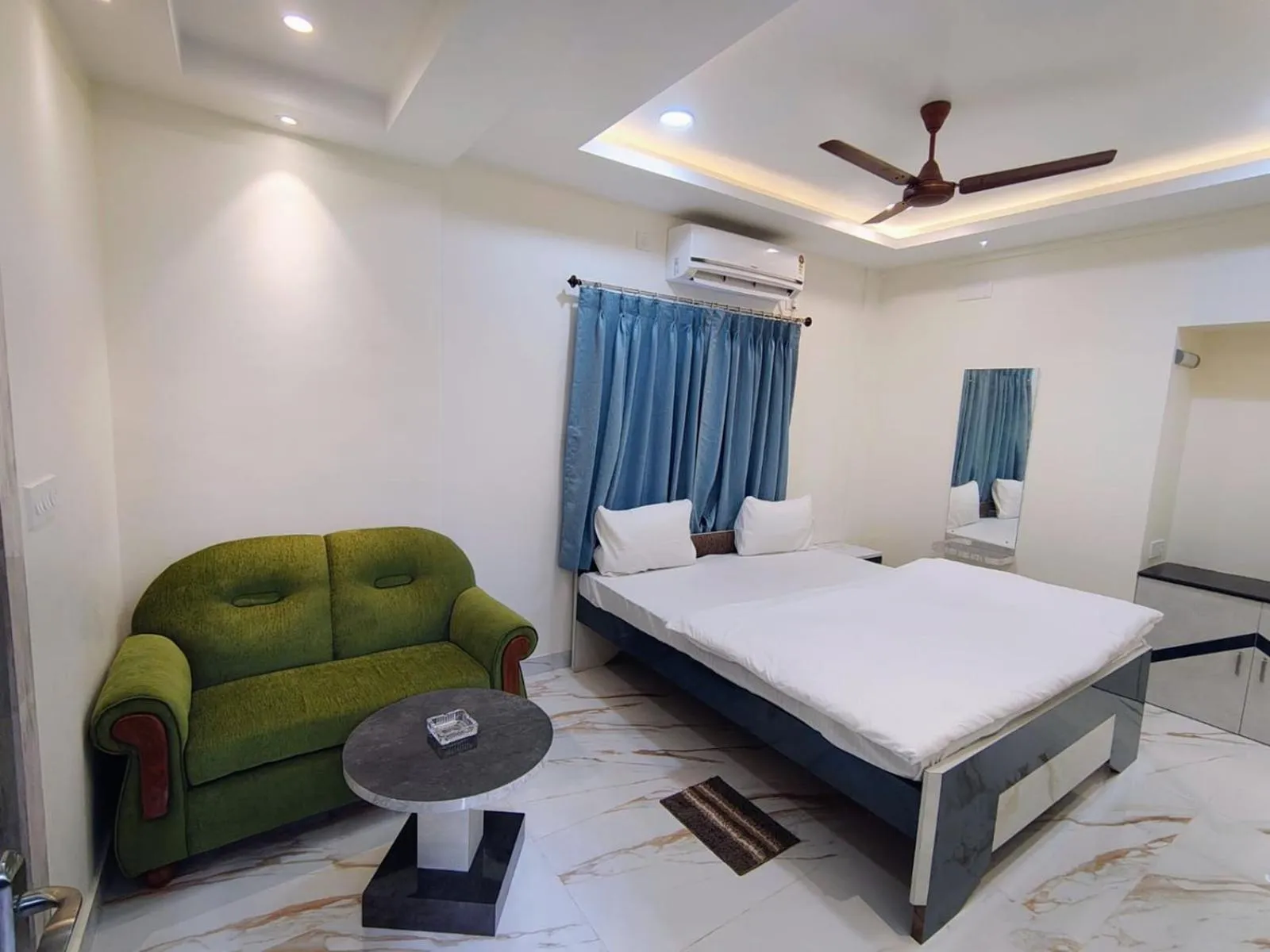 Bed in Hotel City Star Salt Lake - Sector 5