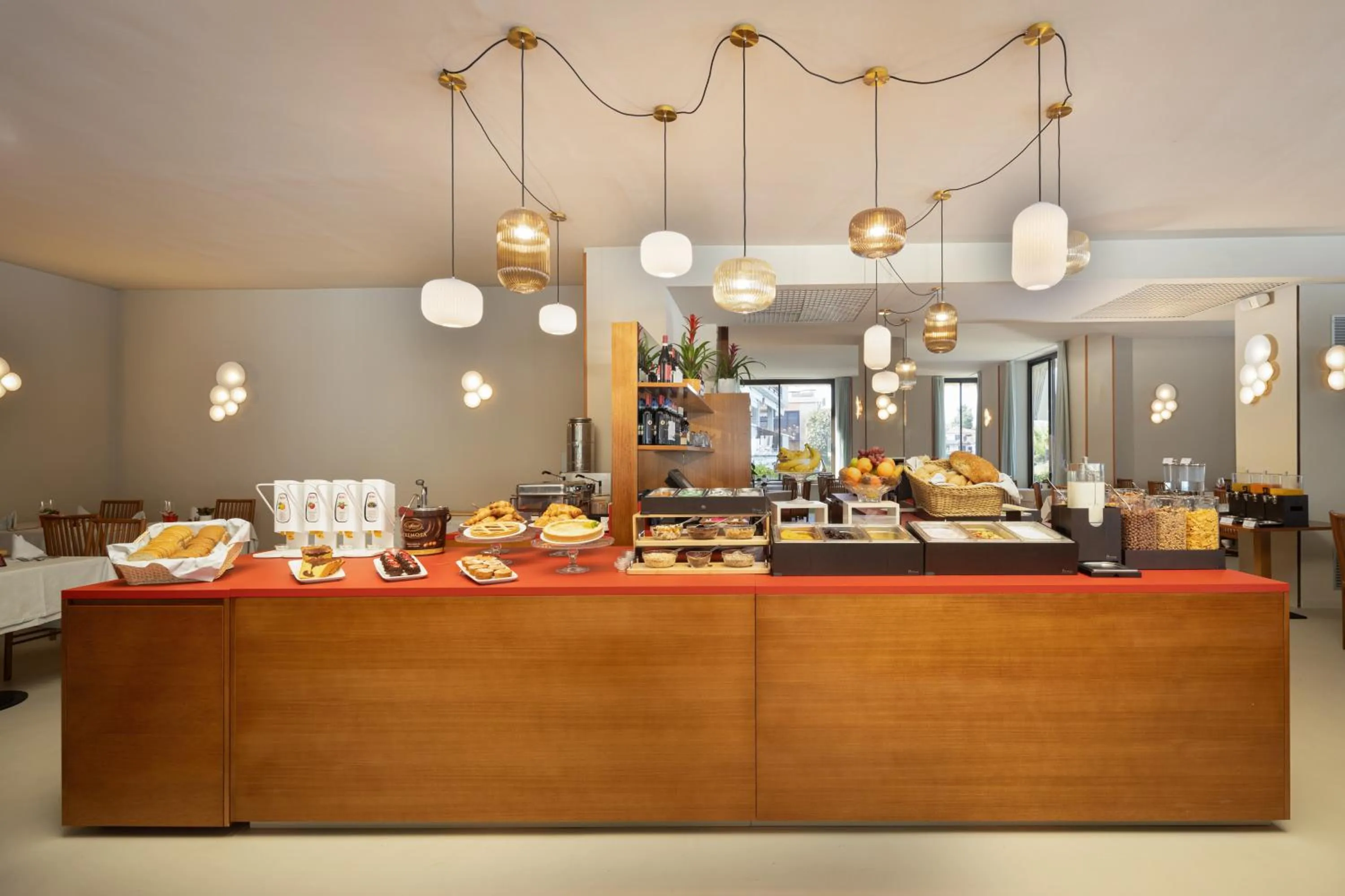 Buffet breakfast in Hotel Nettuno