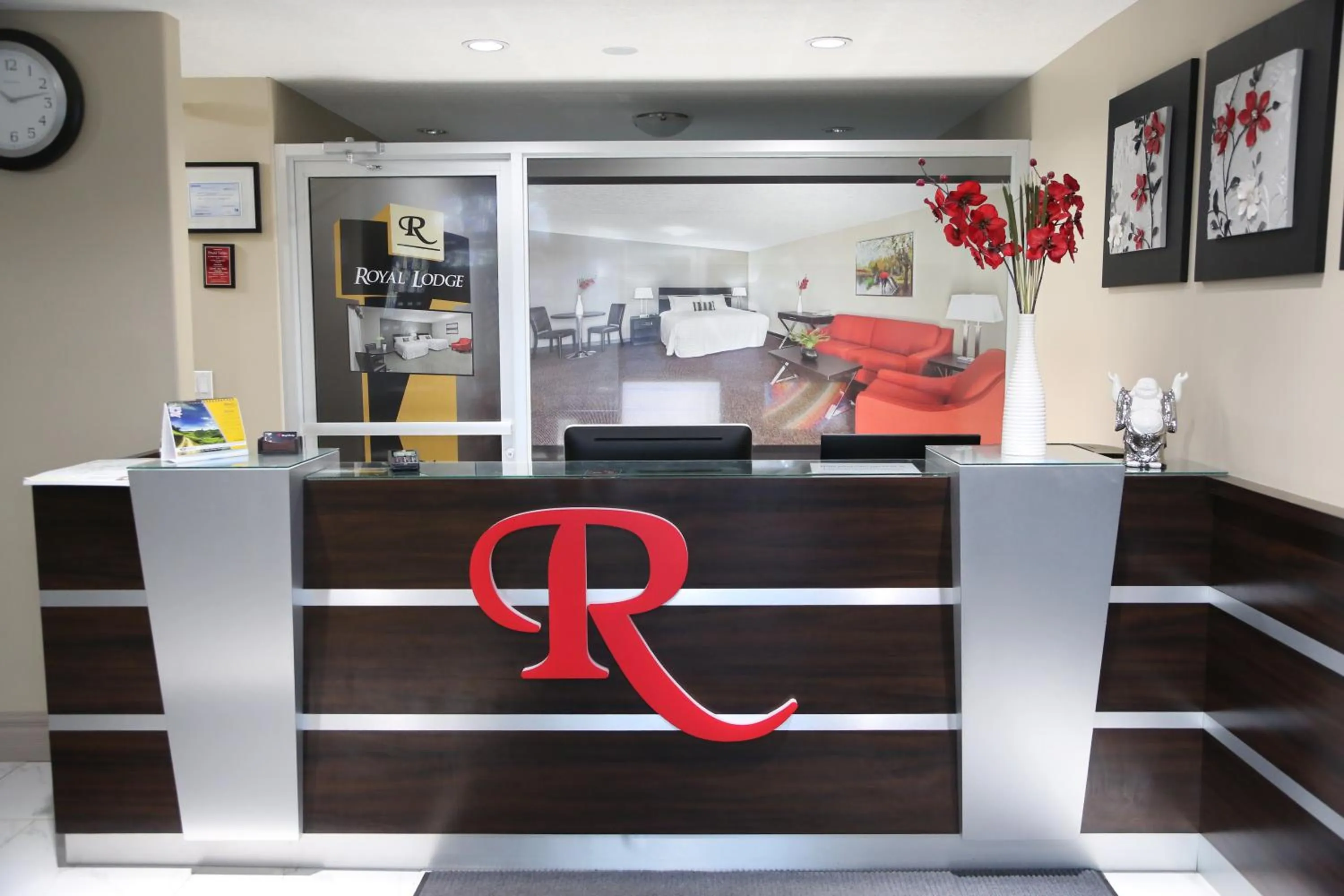 Lobby or reception in Royal Lodge