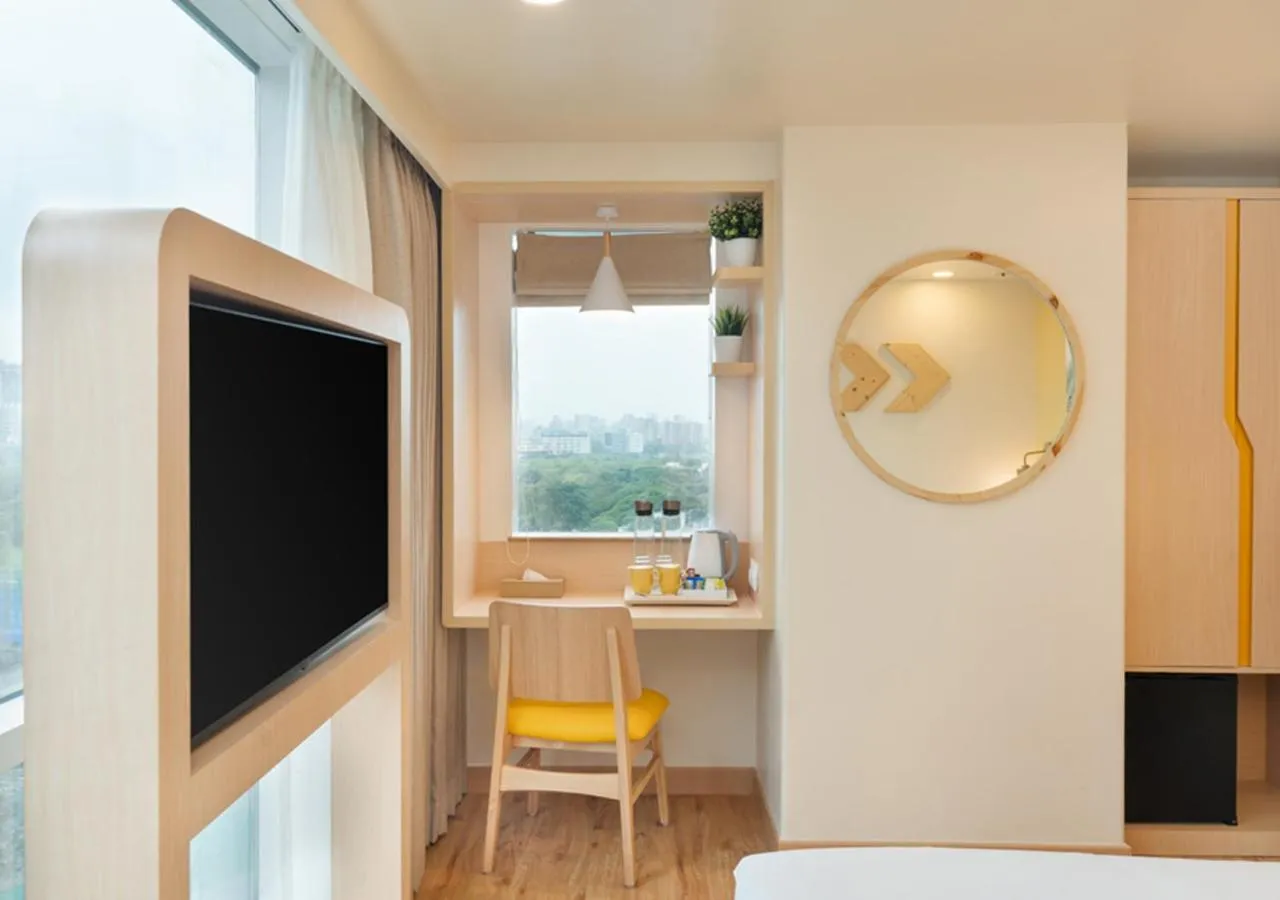 Bedroom in Bloom Hotel - BKC Kalina