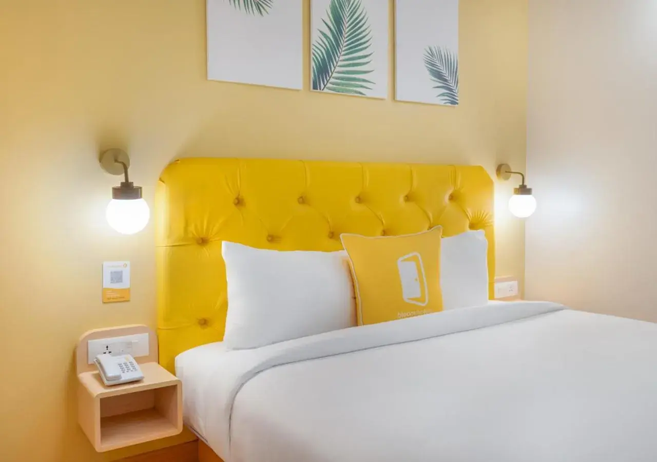 Deluxe King Room in Bloom Hotel - BKC Kalina Deluxe King Room in Bloom Hotel - BKC Kalina