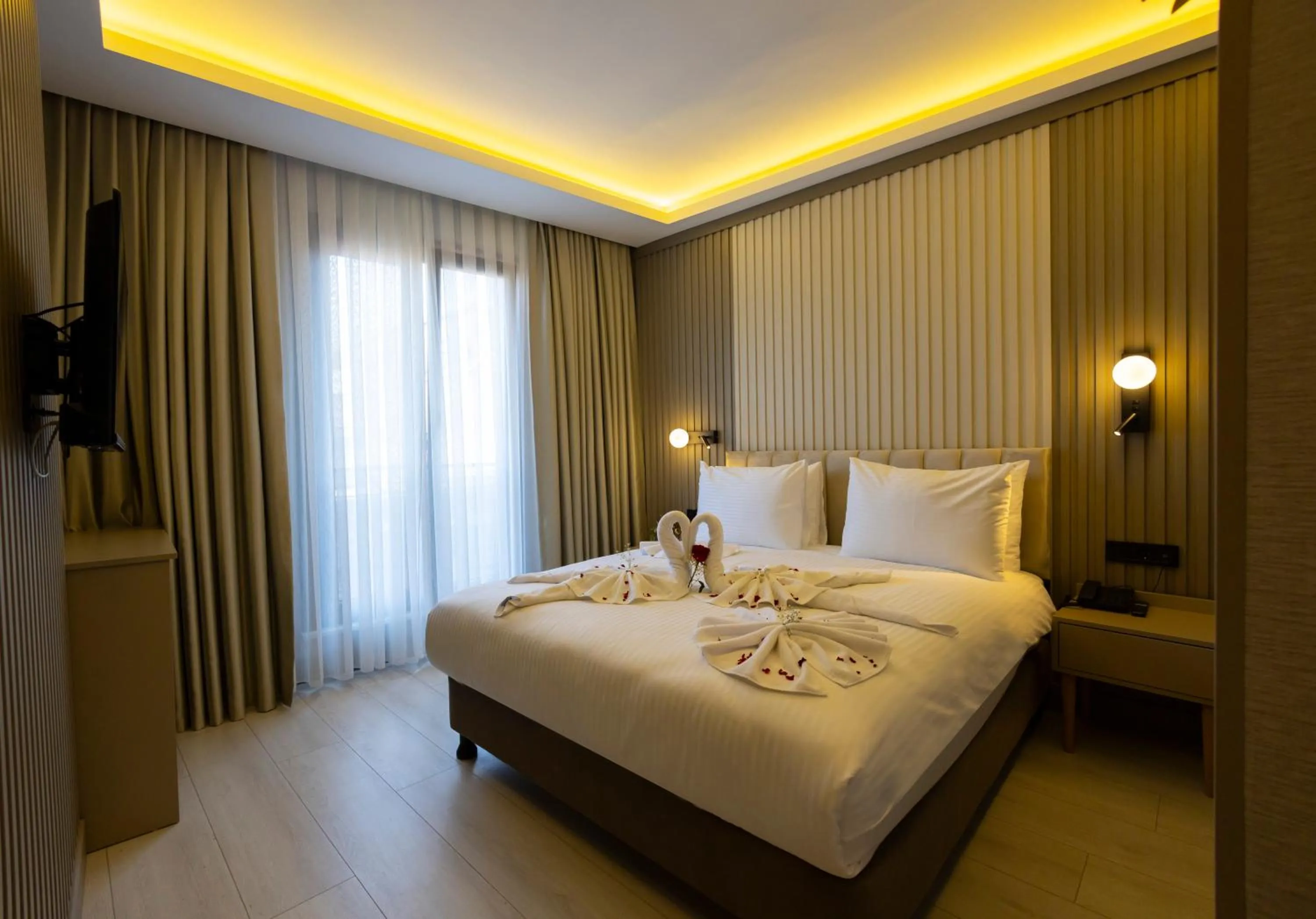 Photo of the whole room, Bed in The Galata Glory Hotel
