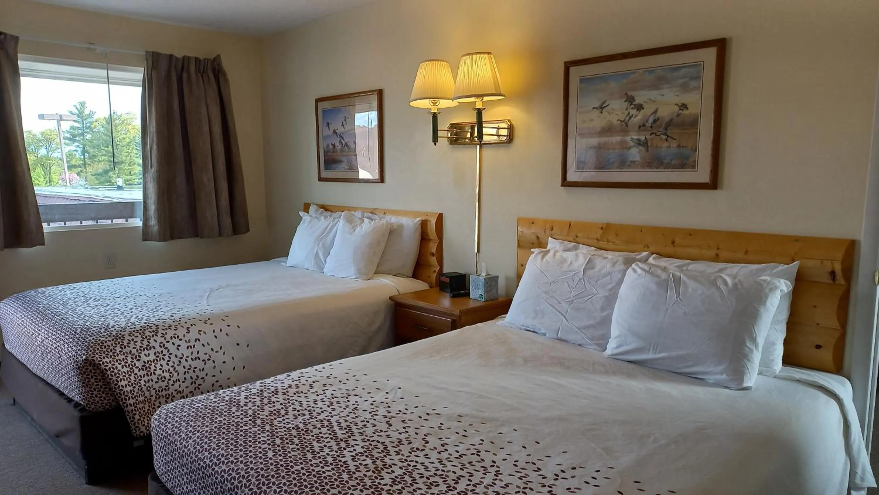 Bed in Grantsburg Inn