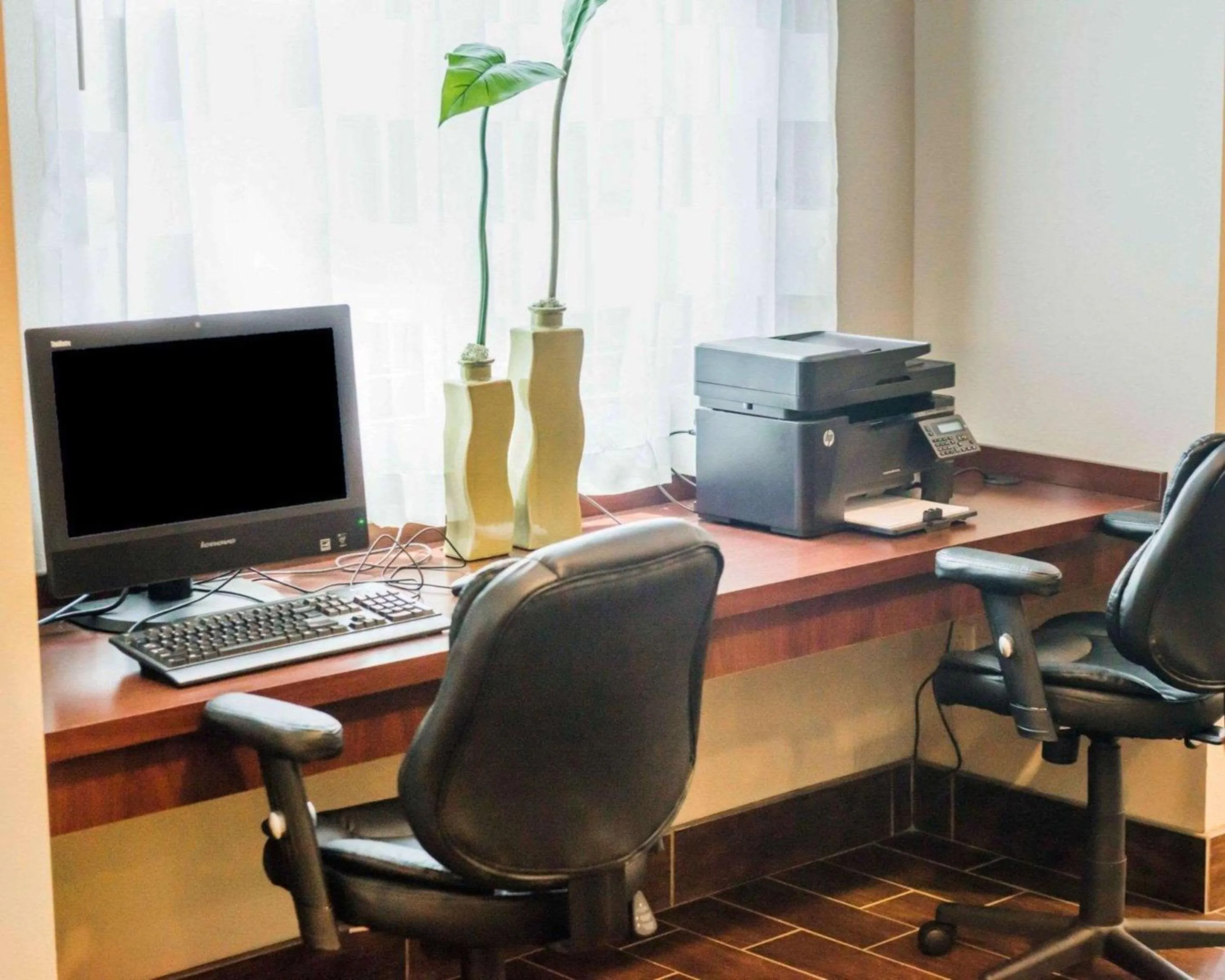 On site in Sleep Inn & Suites Defuniak Springs - Crestview