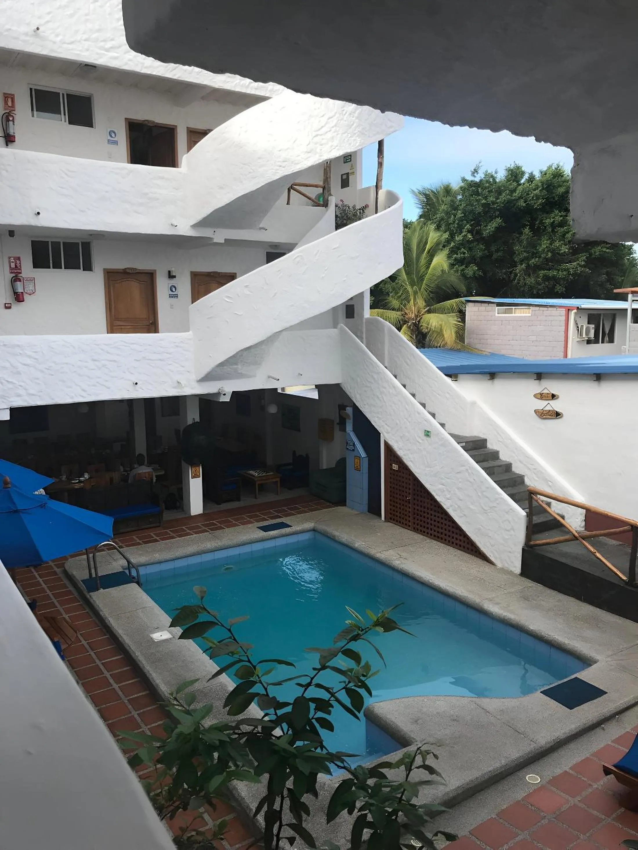 Swimming pool in Hotel La Casa de Judy