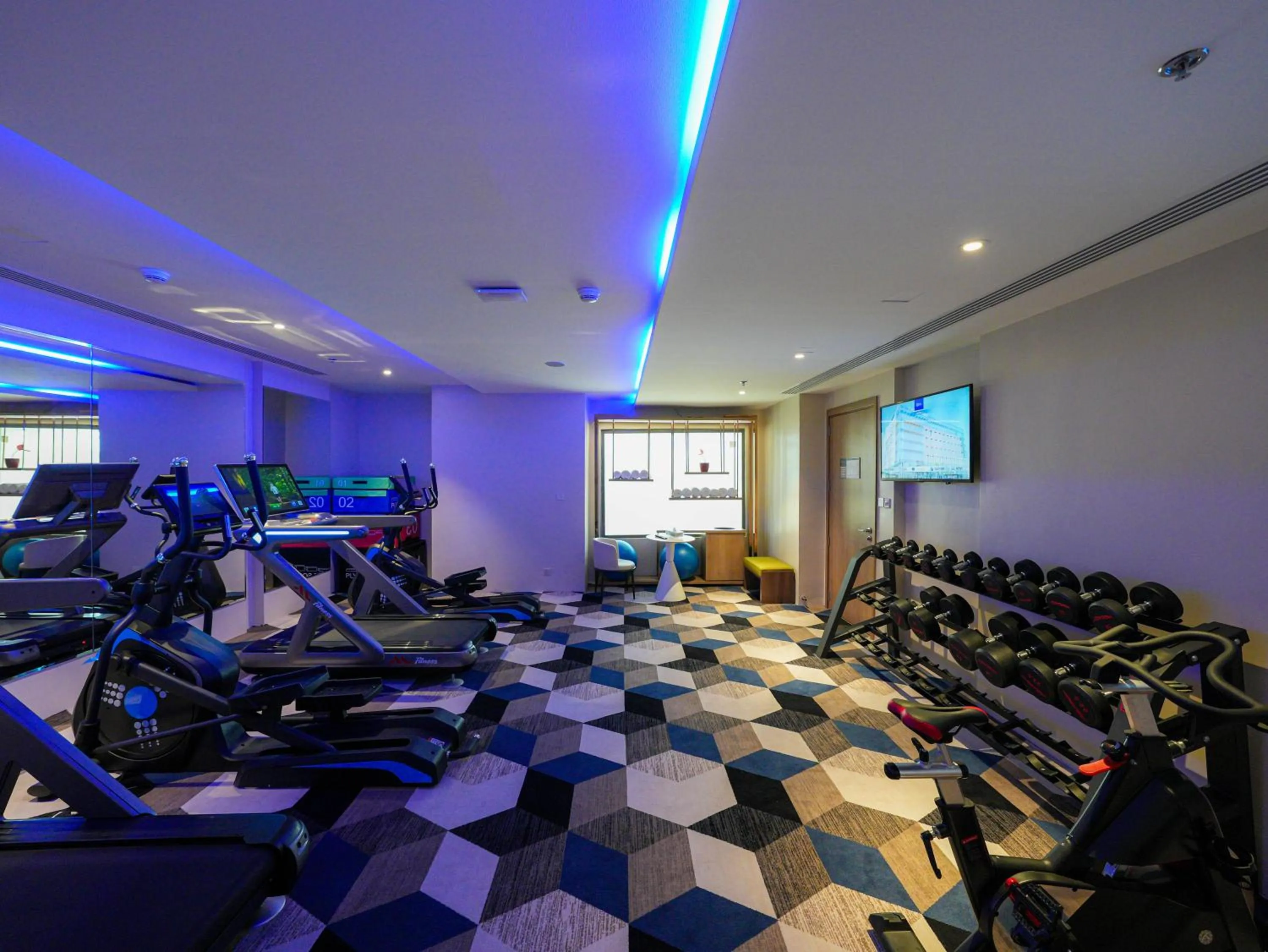 Fitness centre/facilities in Casa Diora Hotel Al Rawdah