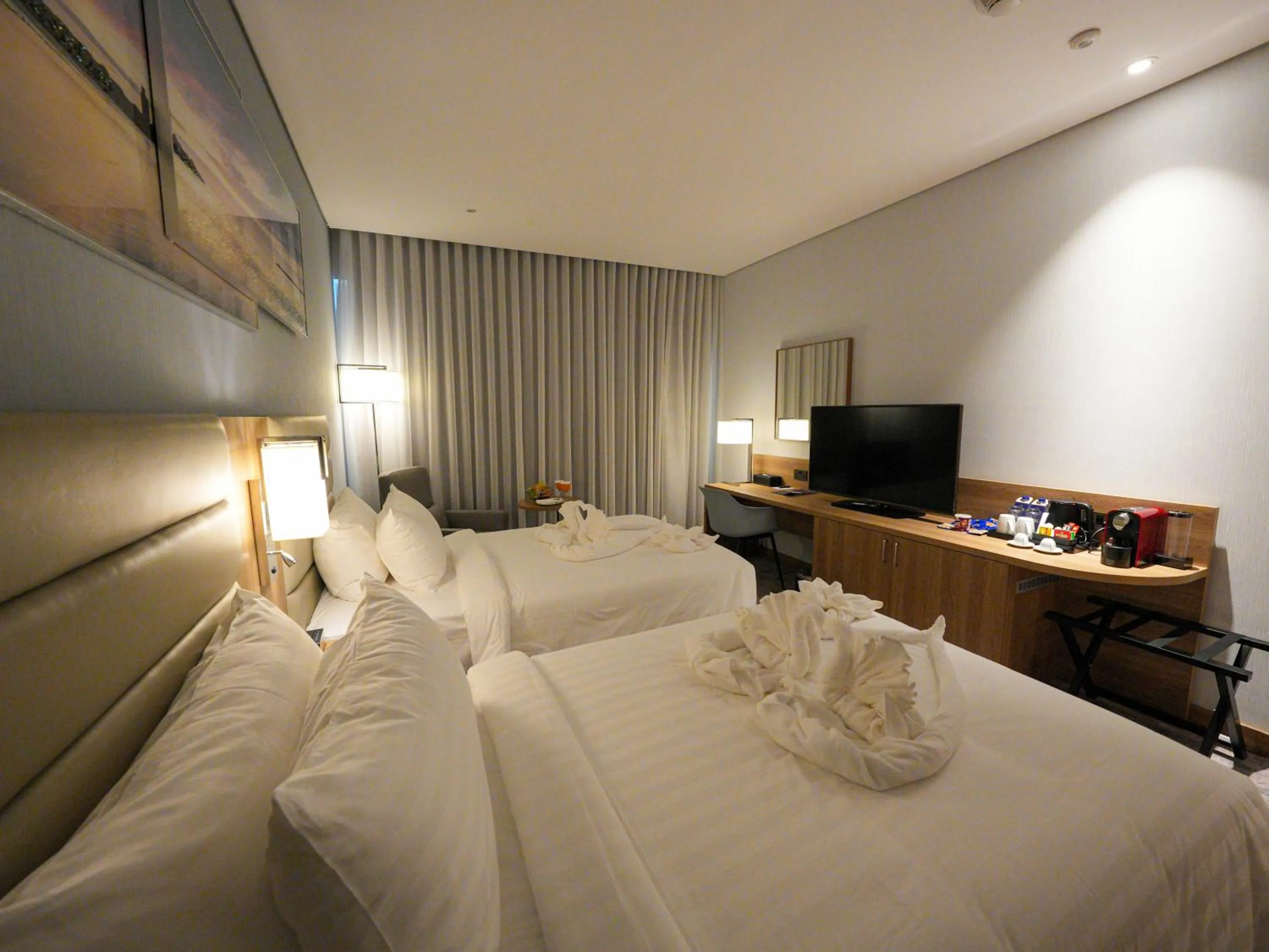 Photo of the whole room, Bed in Casa Diora Hotel Al Rawdah