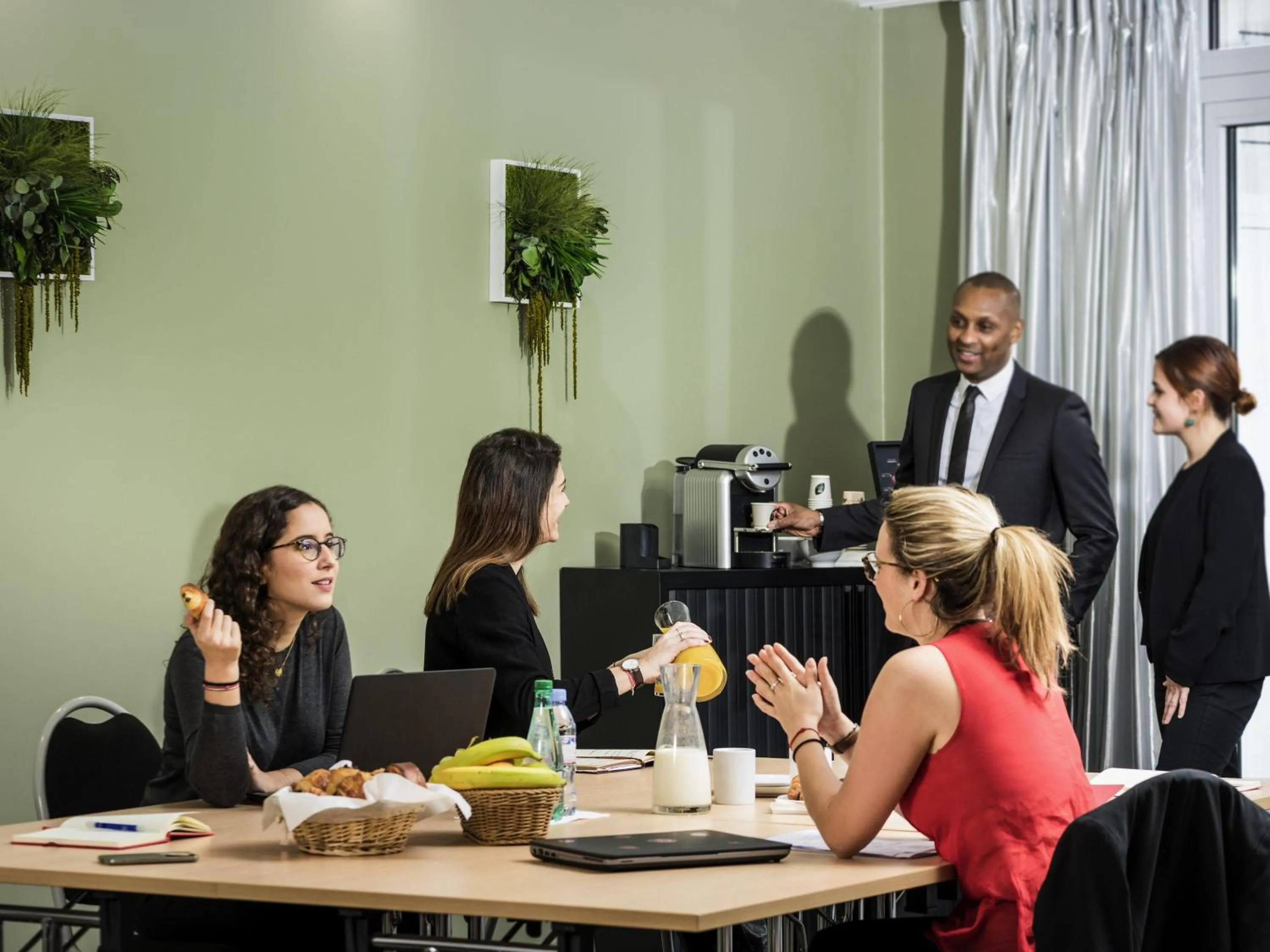 Meeting/conference room in Aparthotel Adagio Access La Défense Puteaux