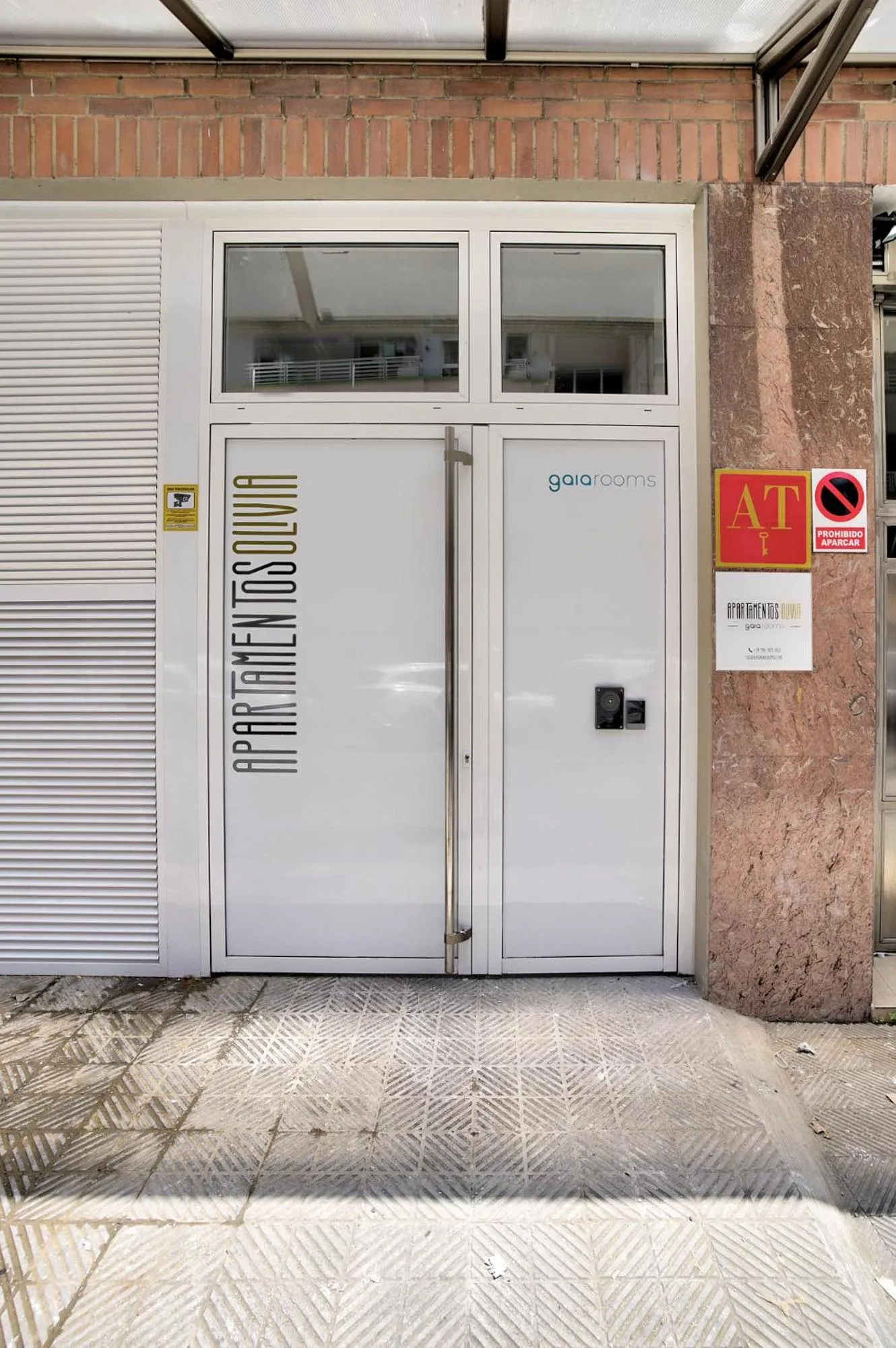 Facade/entrance in Apartamentos Olivia by gaiarooms