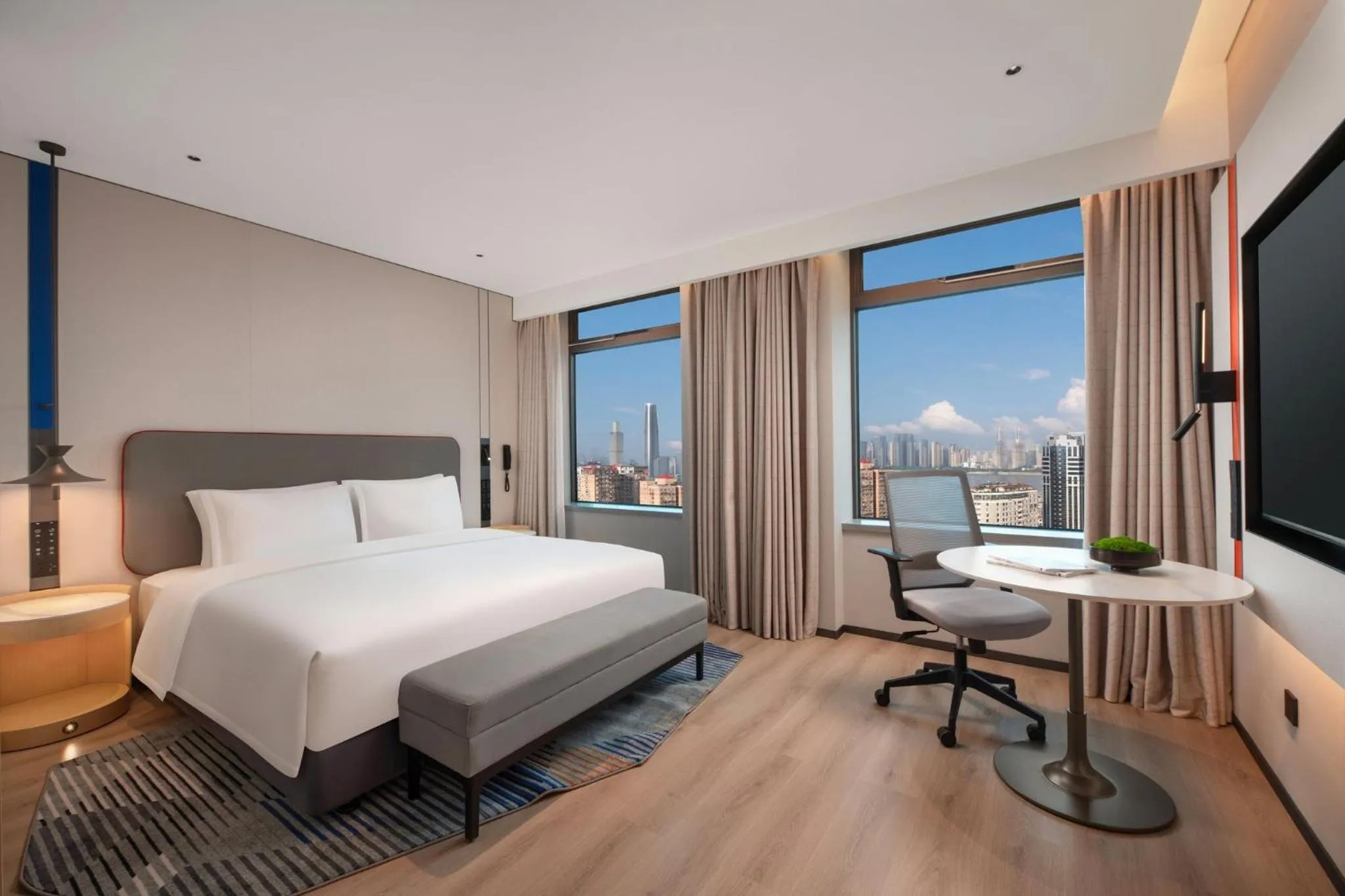 Photo of the whole room in Holiday Inn Express Wuhan Jianghan Road by IHG