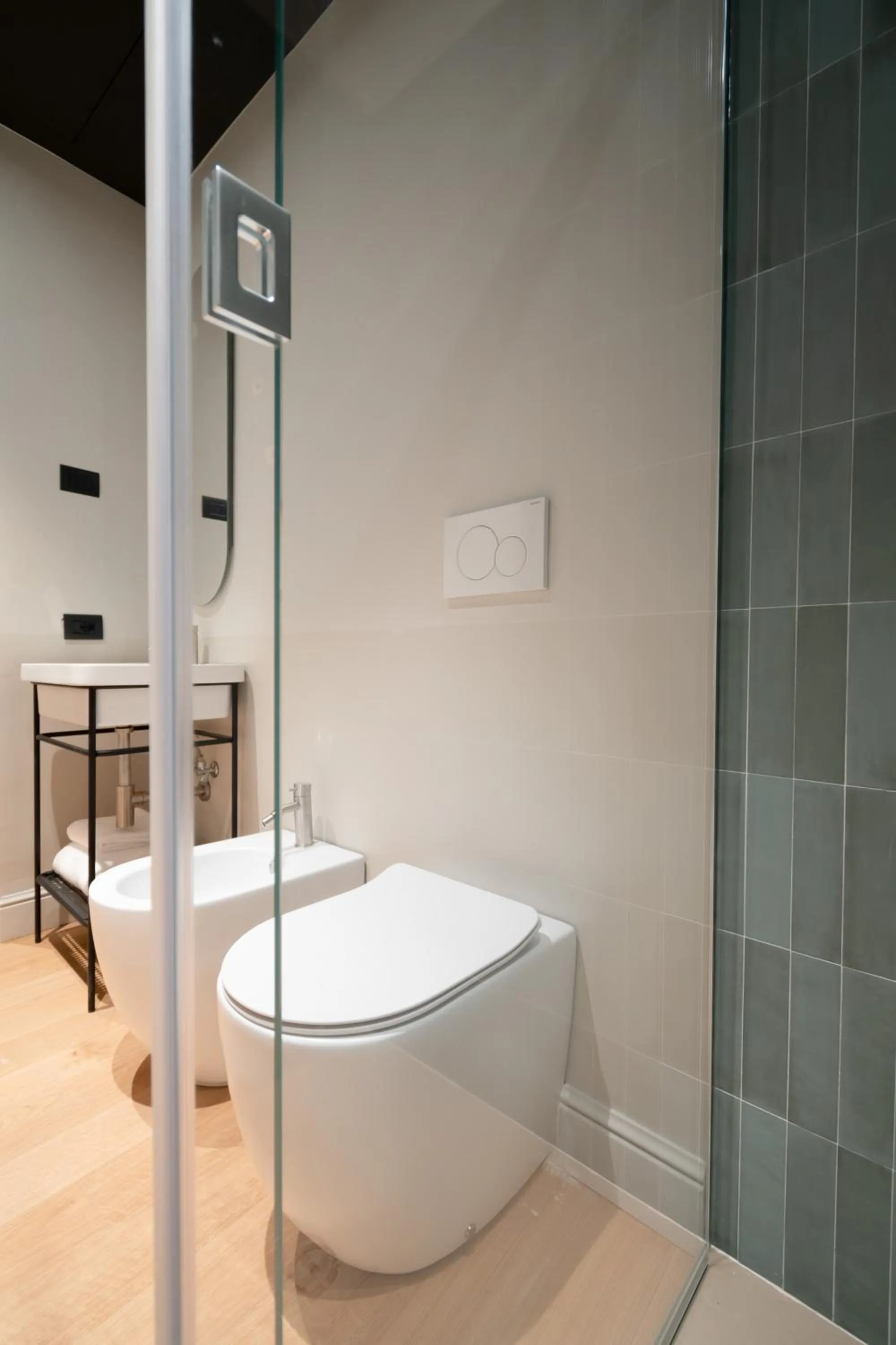 Shower in Hotel Casa W