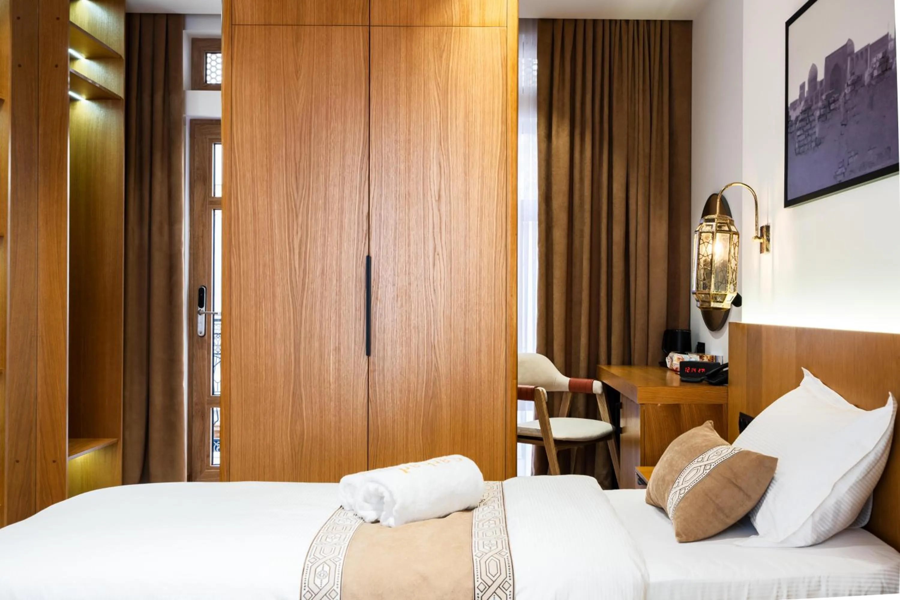 Photo of the whole room, Bed in Sarhad Hotel