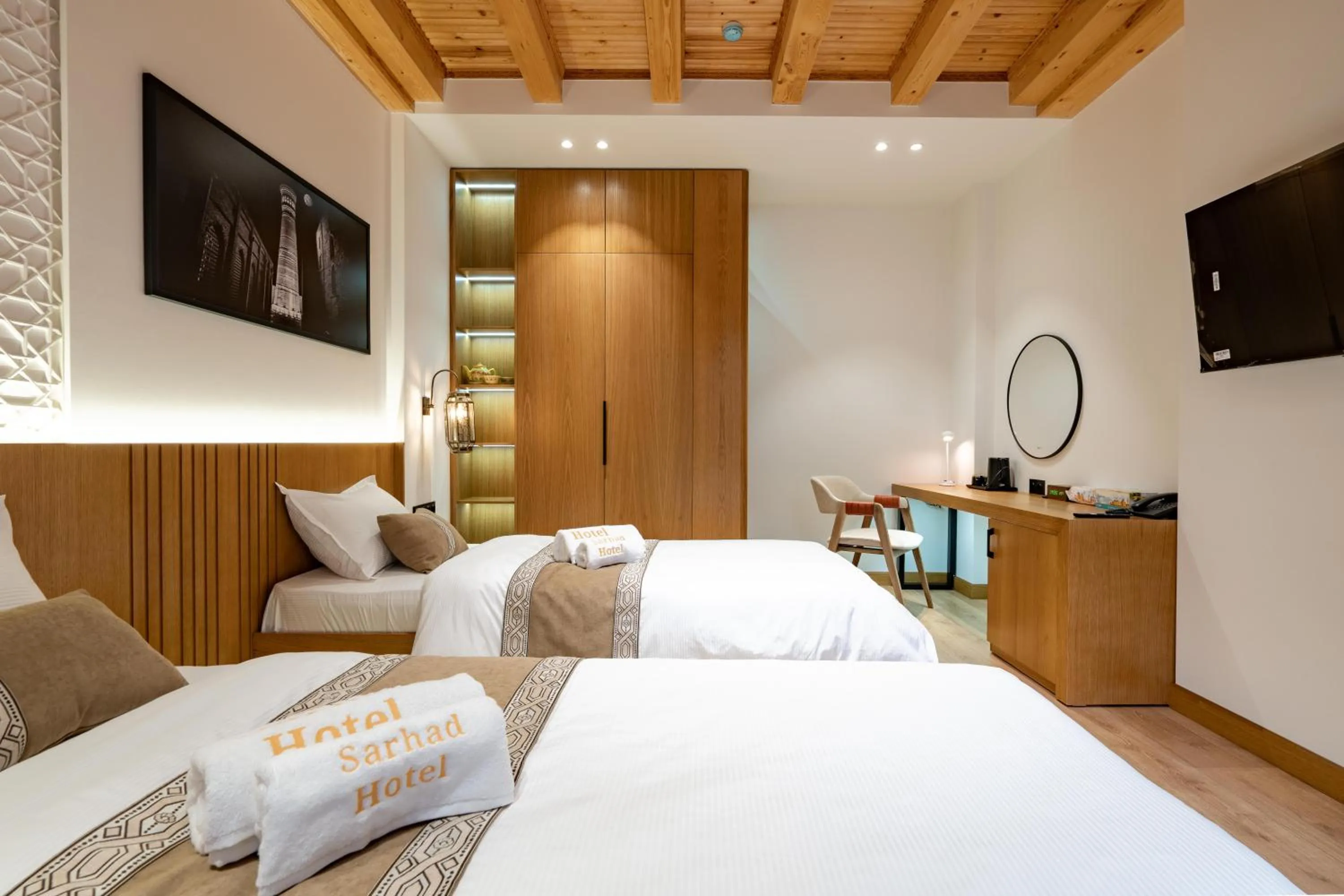 room service, Bed in Sarhad Hotel