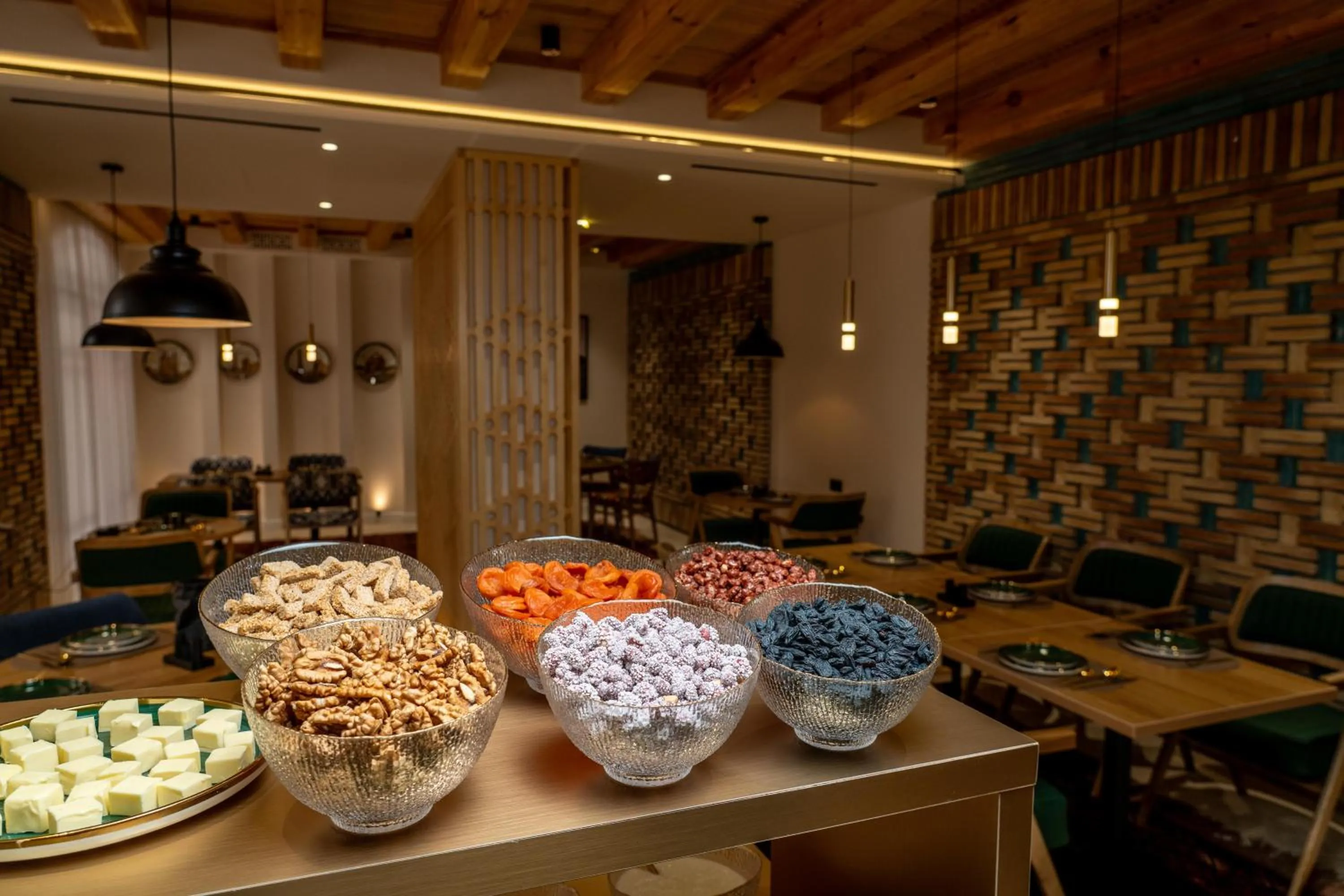 Buffet breakfast in Sarhad Hotel