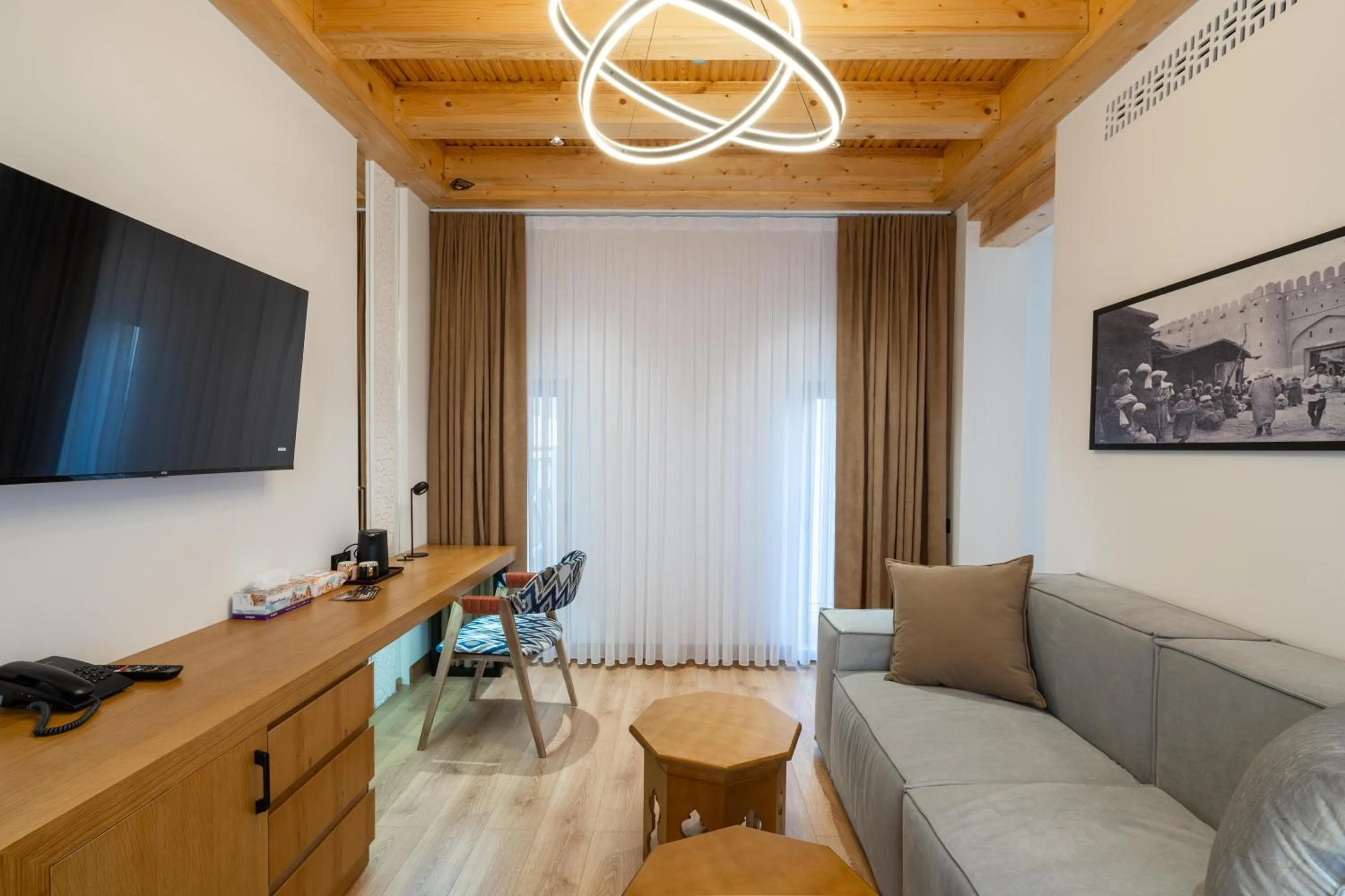 Living room in Sarhad Hotel