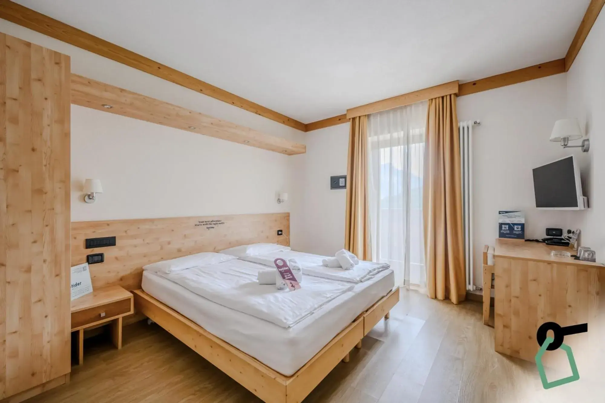 Deluxe Double Room with Balcony in Hotiday Bormio Valdidentro Deluxe Double Room with Balcony in Hotiday Bormio Valdidentro