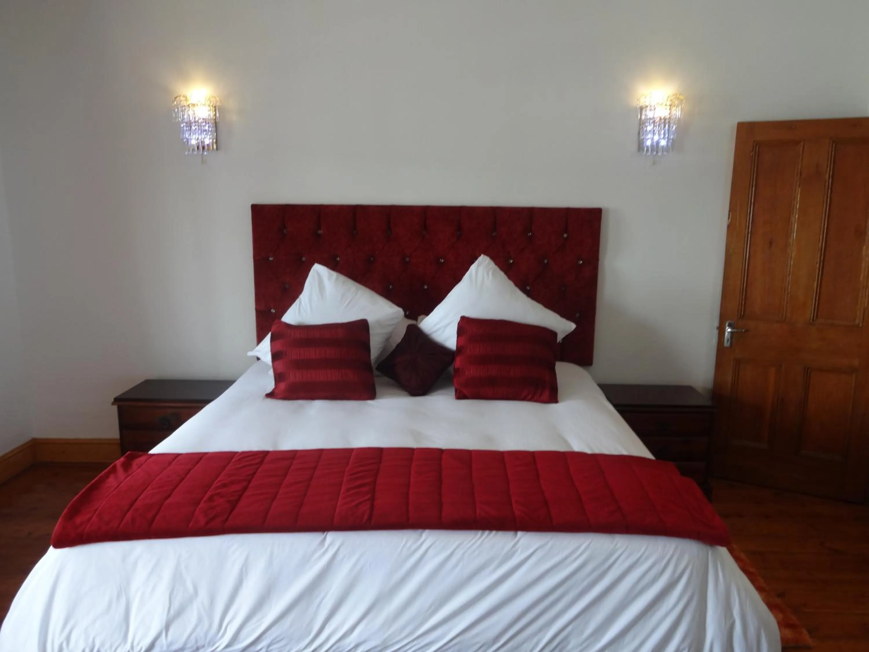 Shower, Bed in Central Hotel Guest House