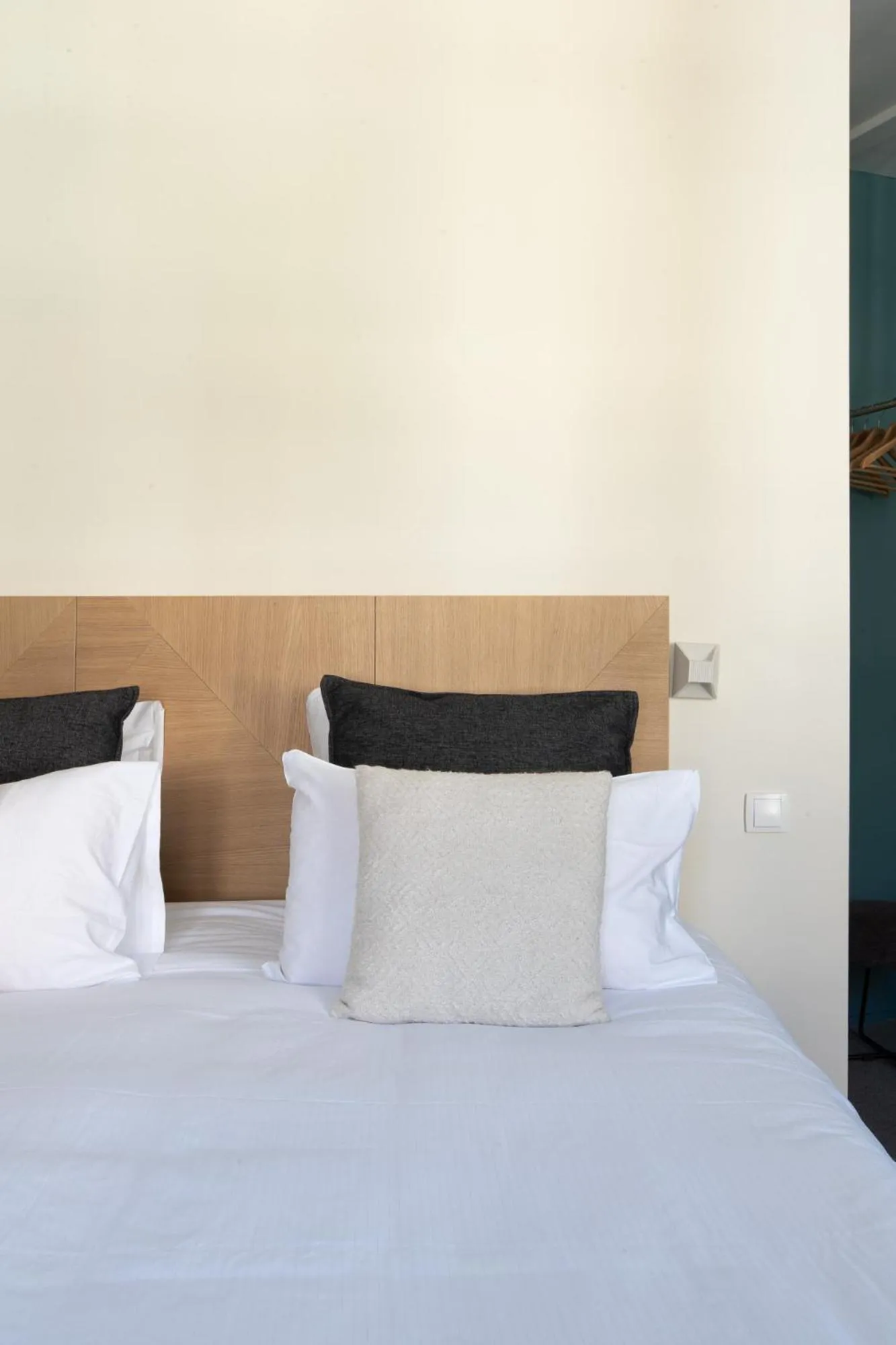 Bedroom, Bed in La Petite Fugue