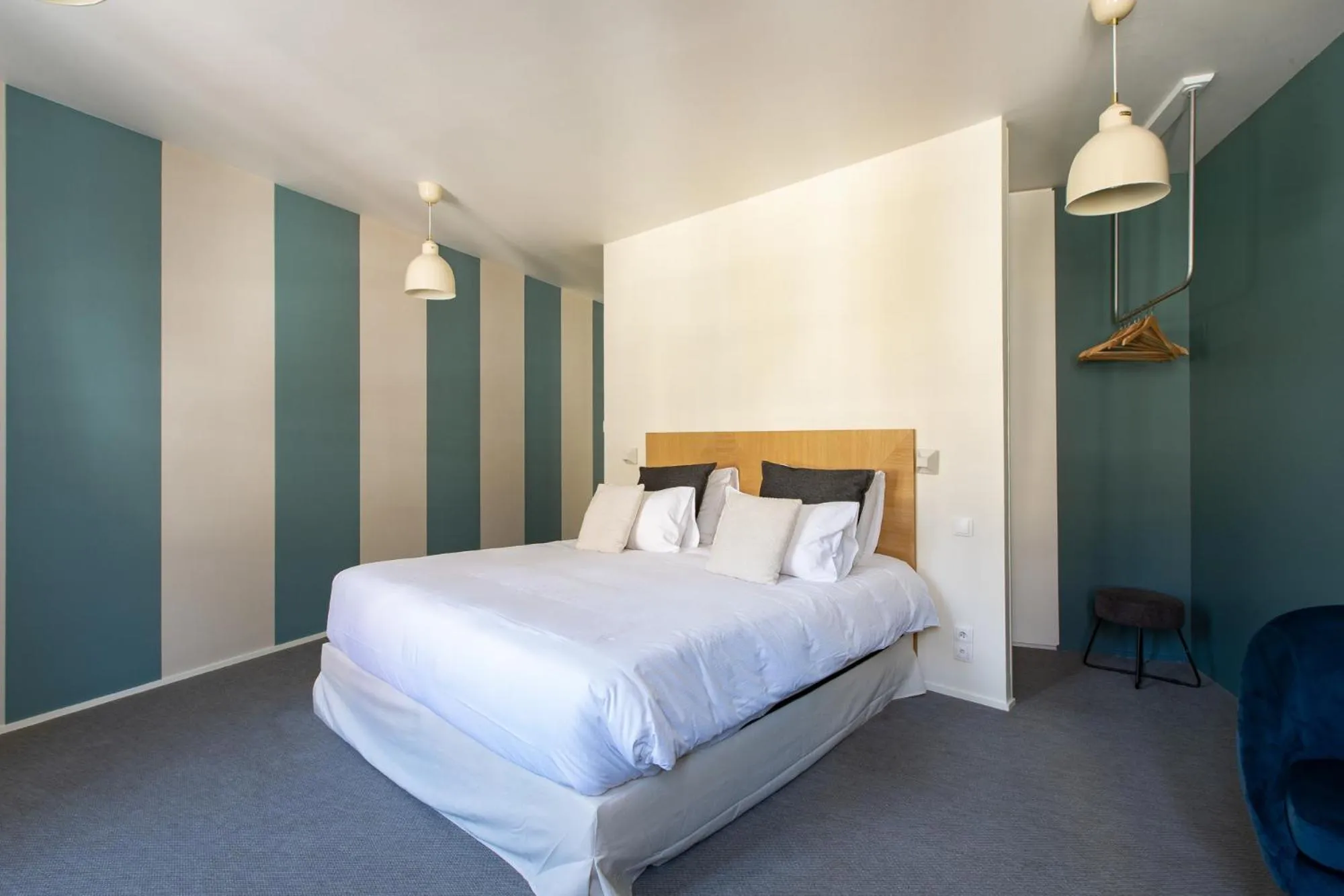 Bedroom, Bed in La Petite Fugue