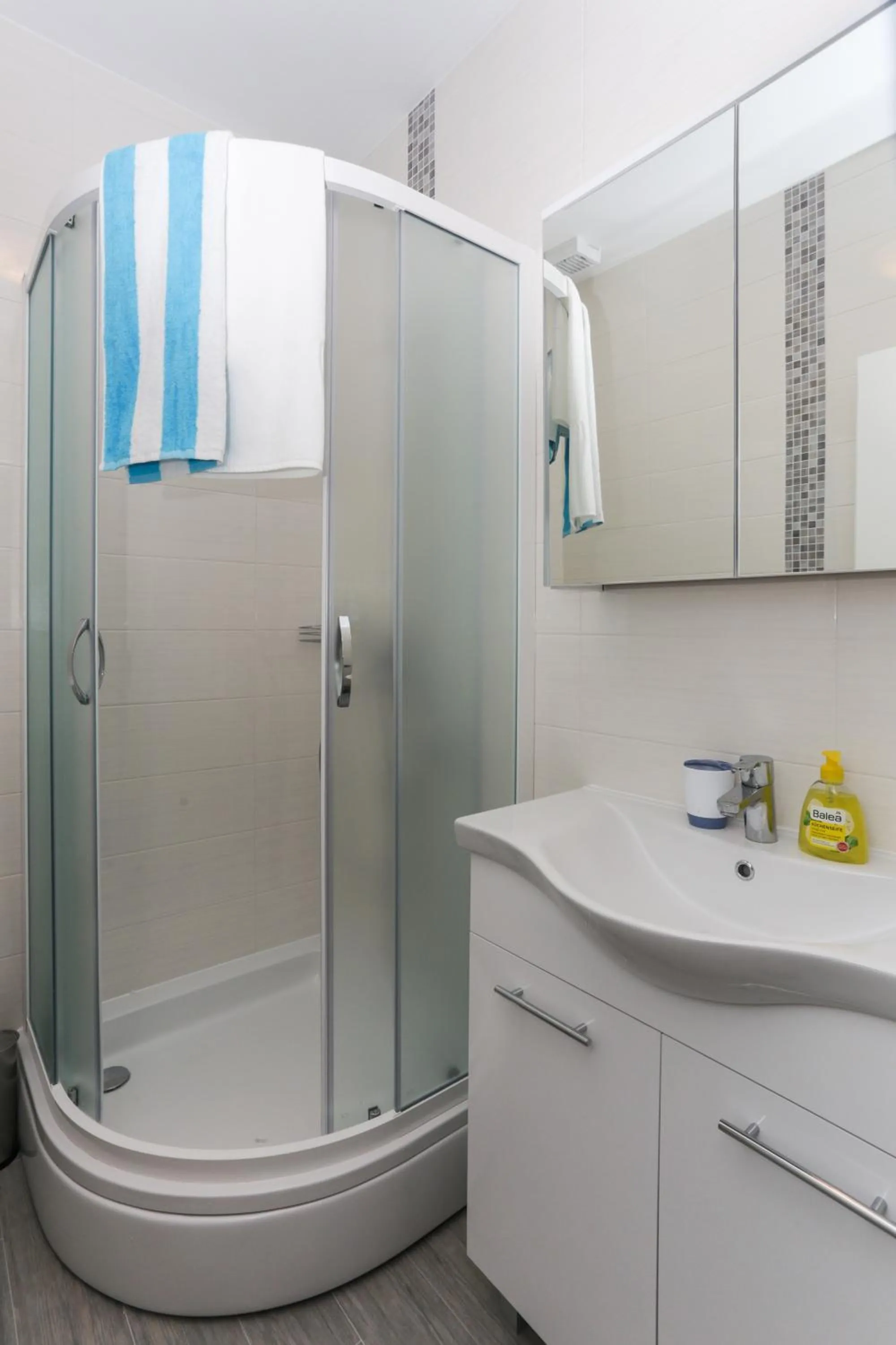 Bathroom in Apartments Villa Karmen