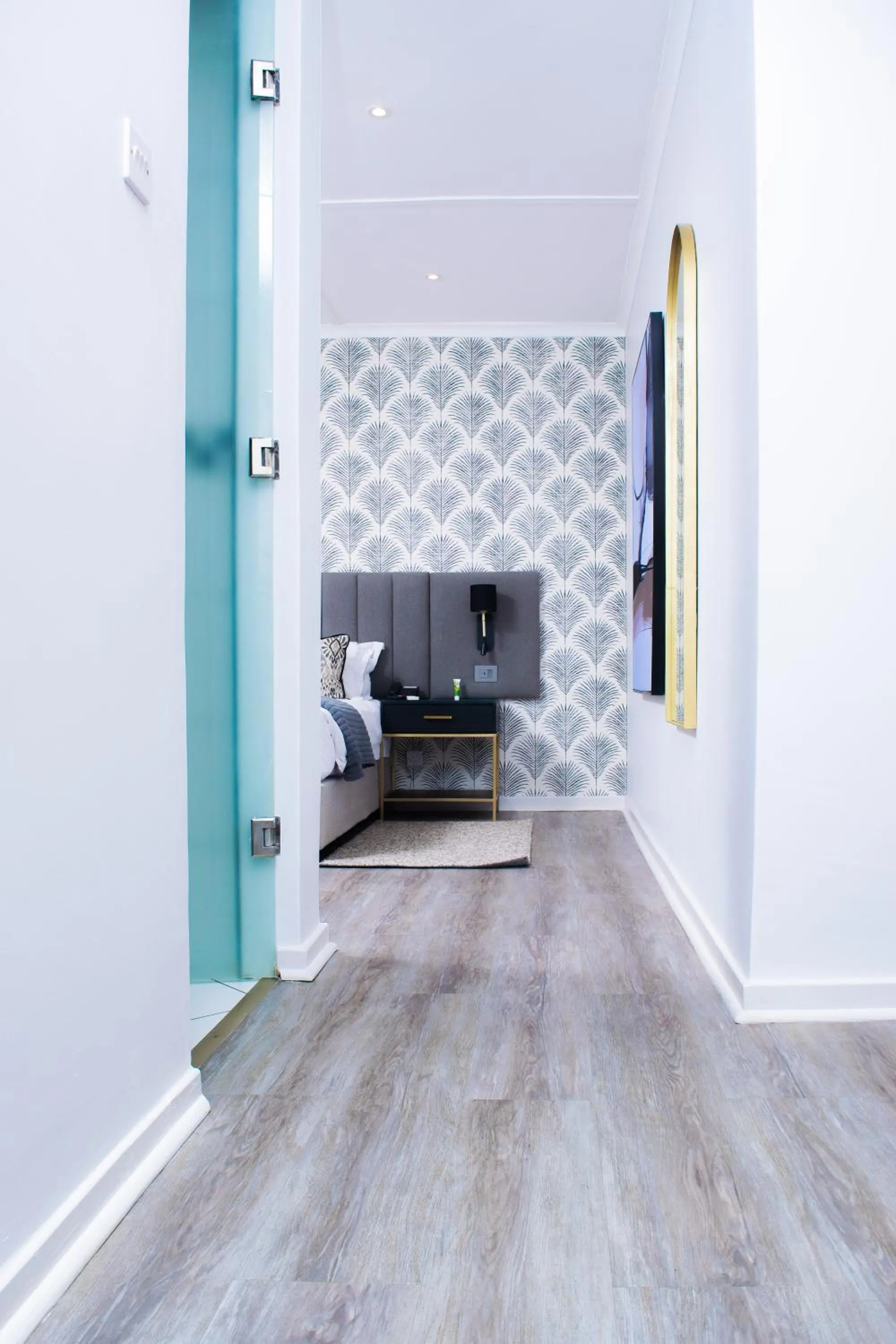 Bed in Cresta Churchill Hotel