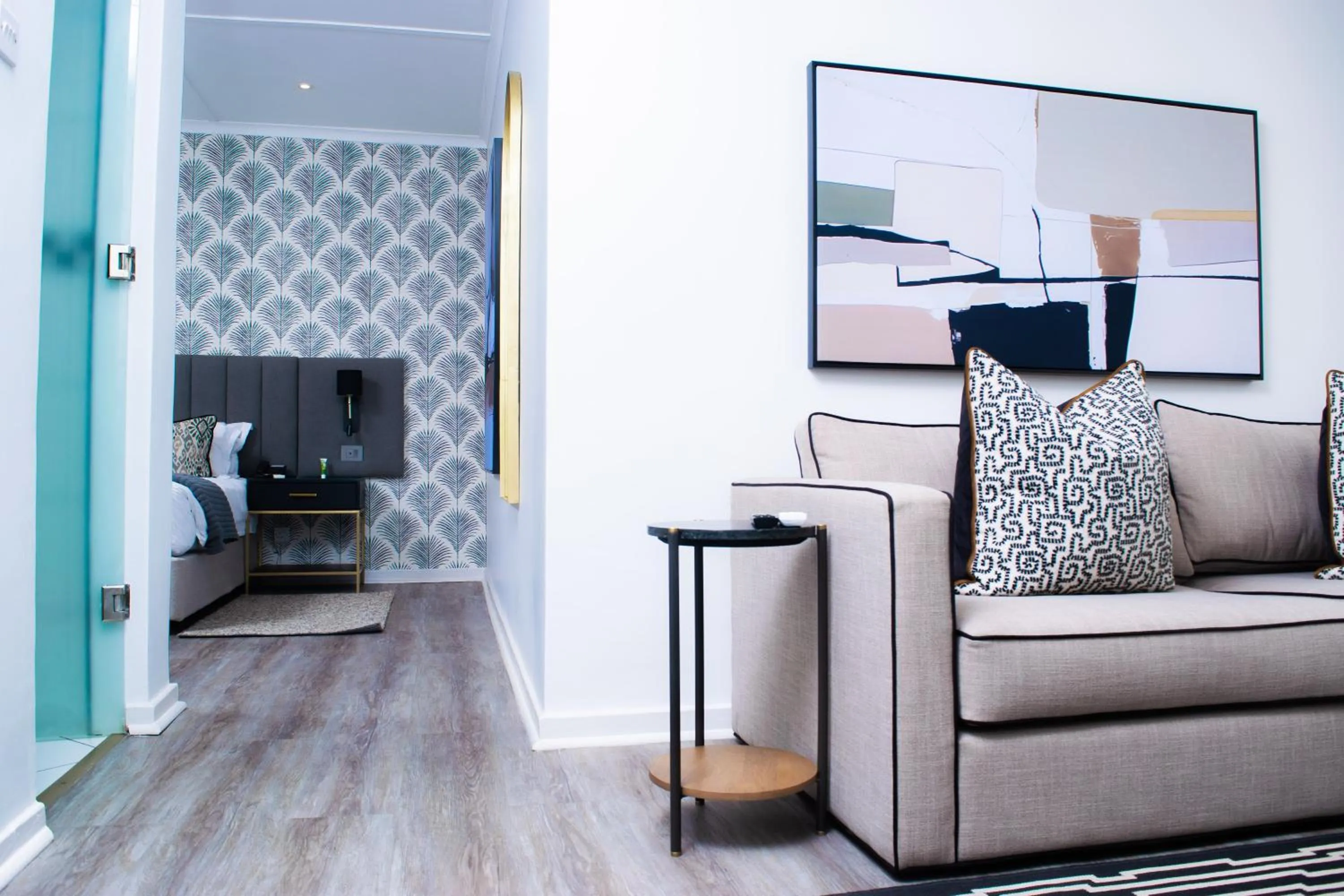 Bed in Cresta Churchill Hotel