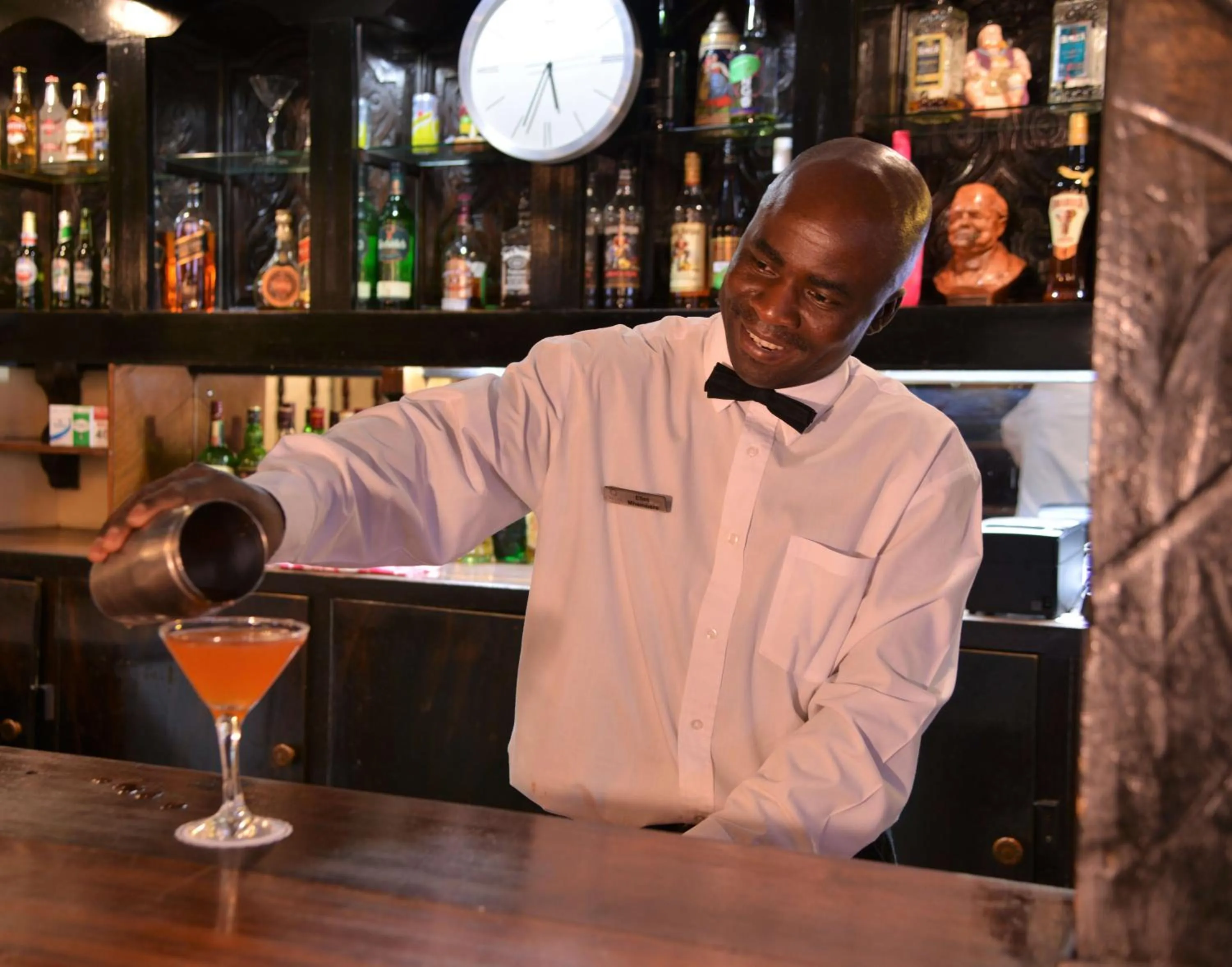 Lounge or bar in Cresta Churchill Hotel