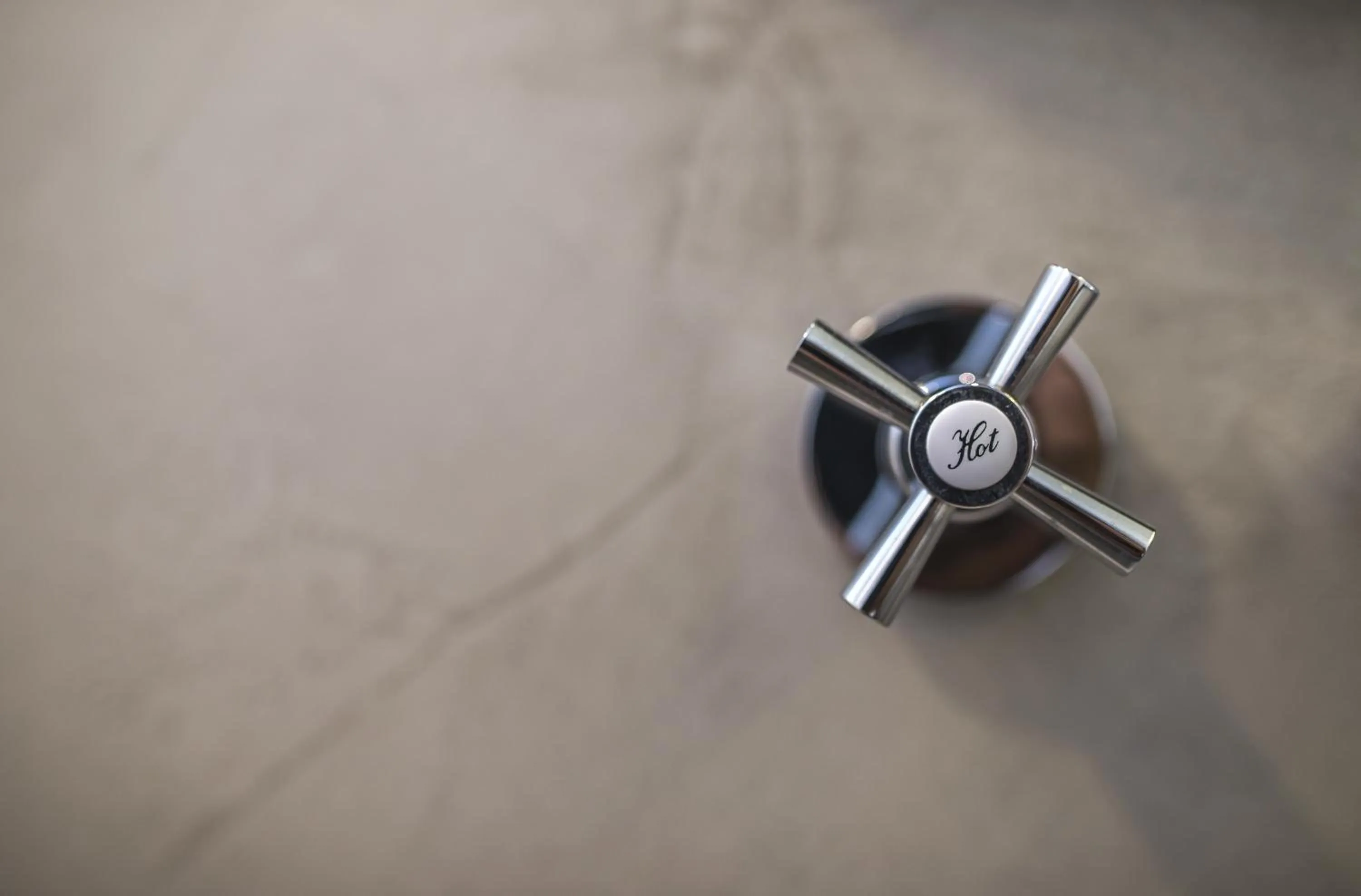 Bathroom in Somewhere - Estoril Guesthouse