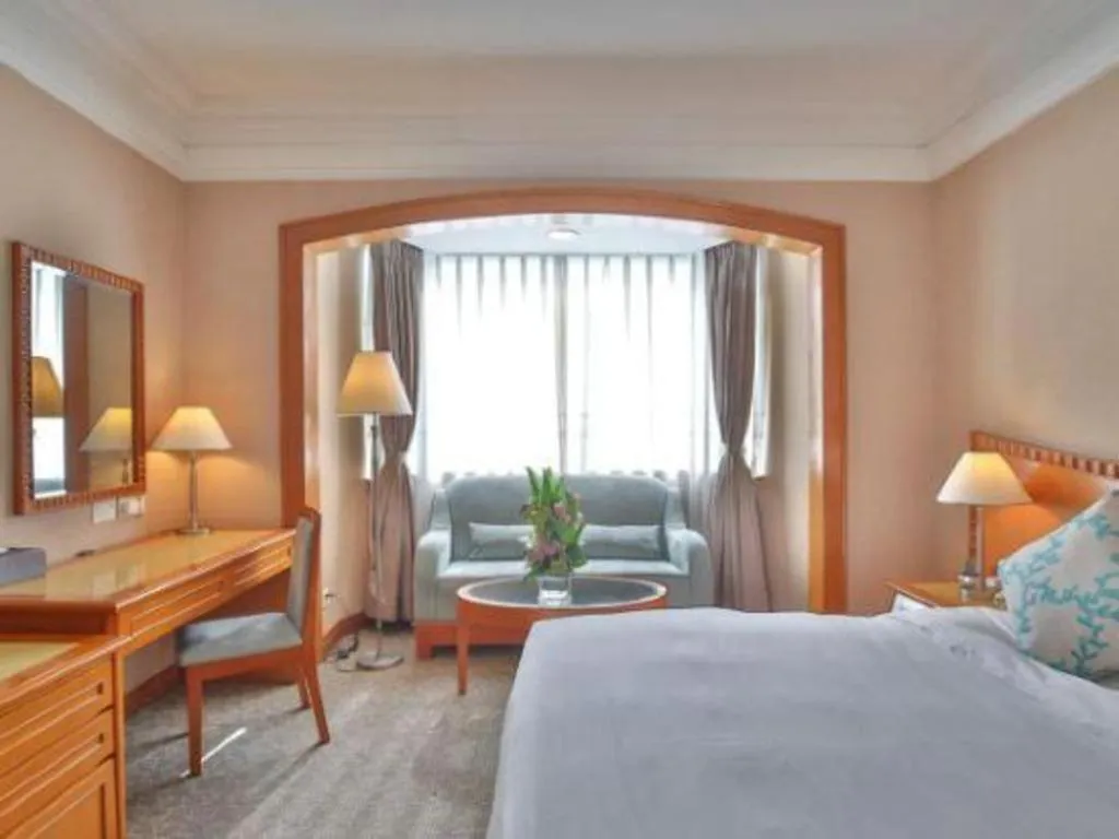 Bed in Haihua Hotel Hangzhou