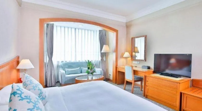 Bed in Haihua Hotel Hangzhou