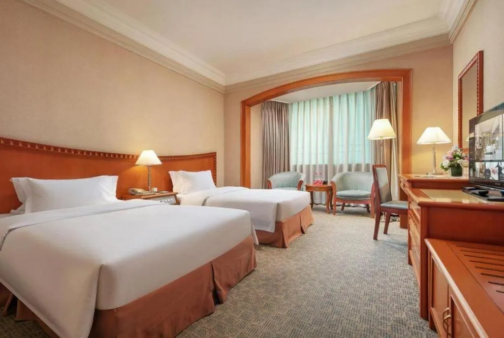 Bed in Haihua Hotel Hangzhou