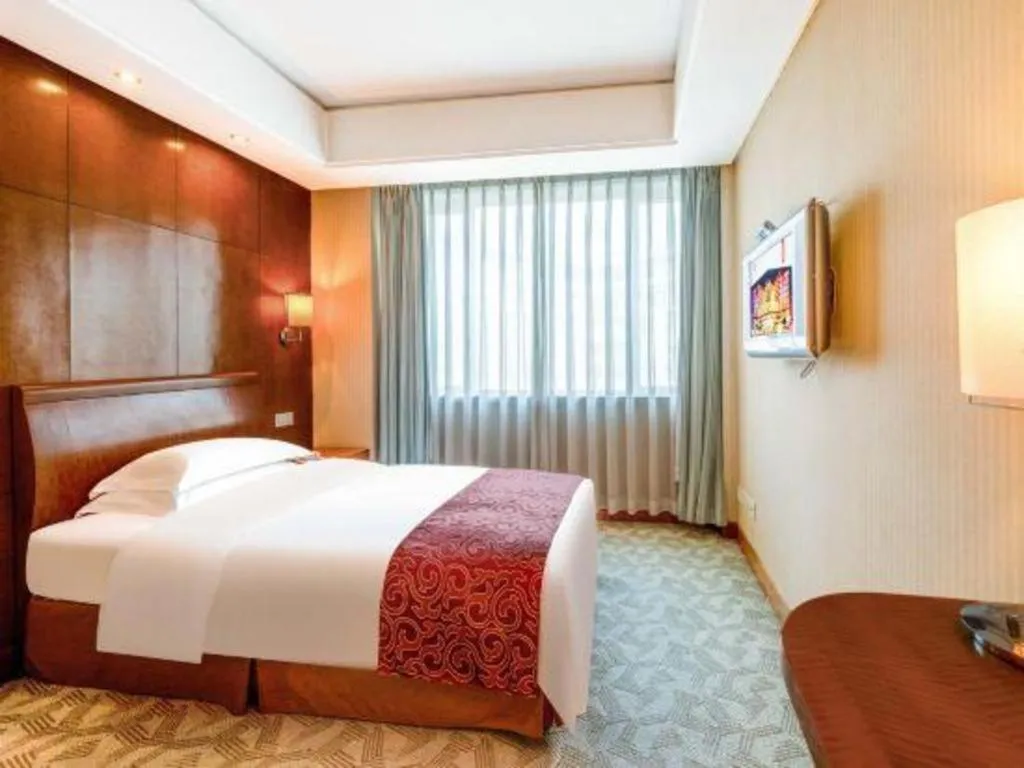 Bed in Haihua Hotel Hangzhou