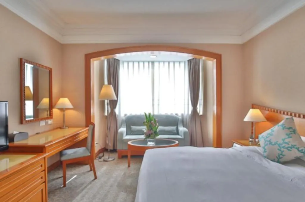 Bed in Haihua Hotel Hangzhou