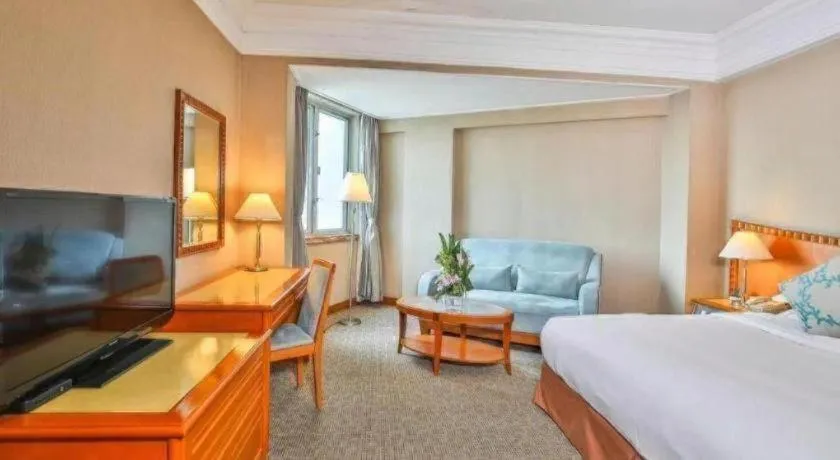 Bed in Haihua Hotel Hangzhou